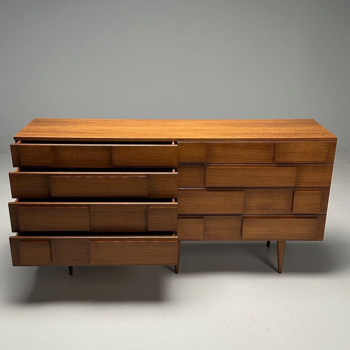 Gio Ponti, Singer & Sons, Italian Mid-Century Modern, Sculptural Dresser, Walnut For Sale 2