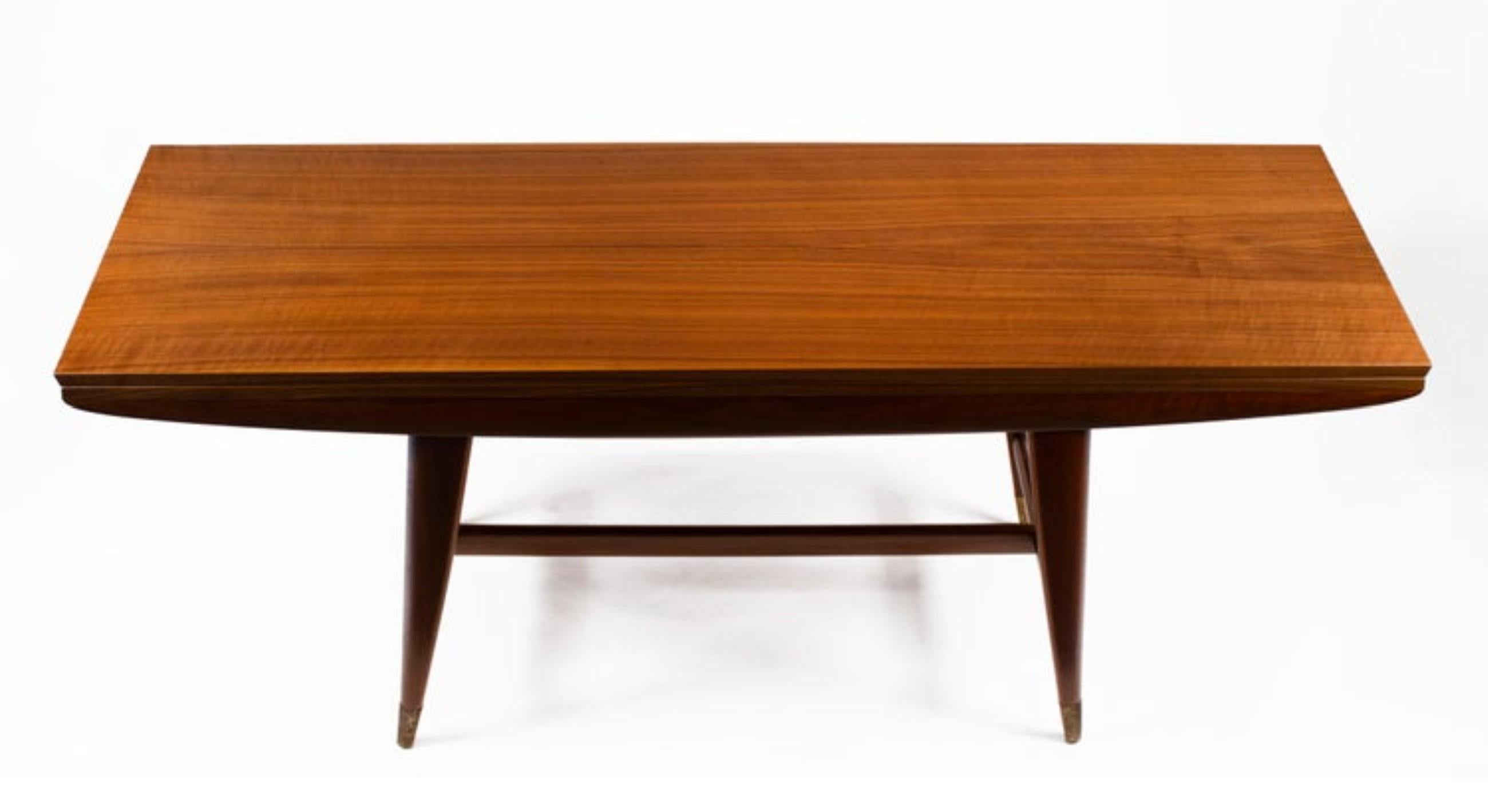 Gio Ponti Singer & Sons Model 2134 Table console de salle à manger à plateau rabattable en noyer et laiton en vente 1