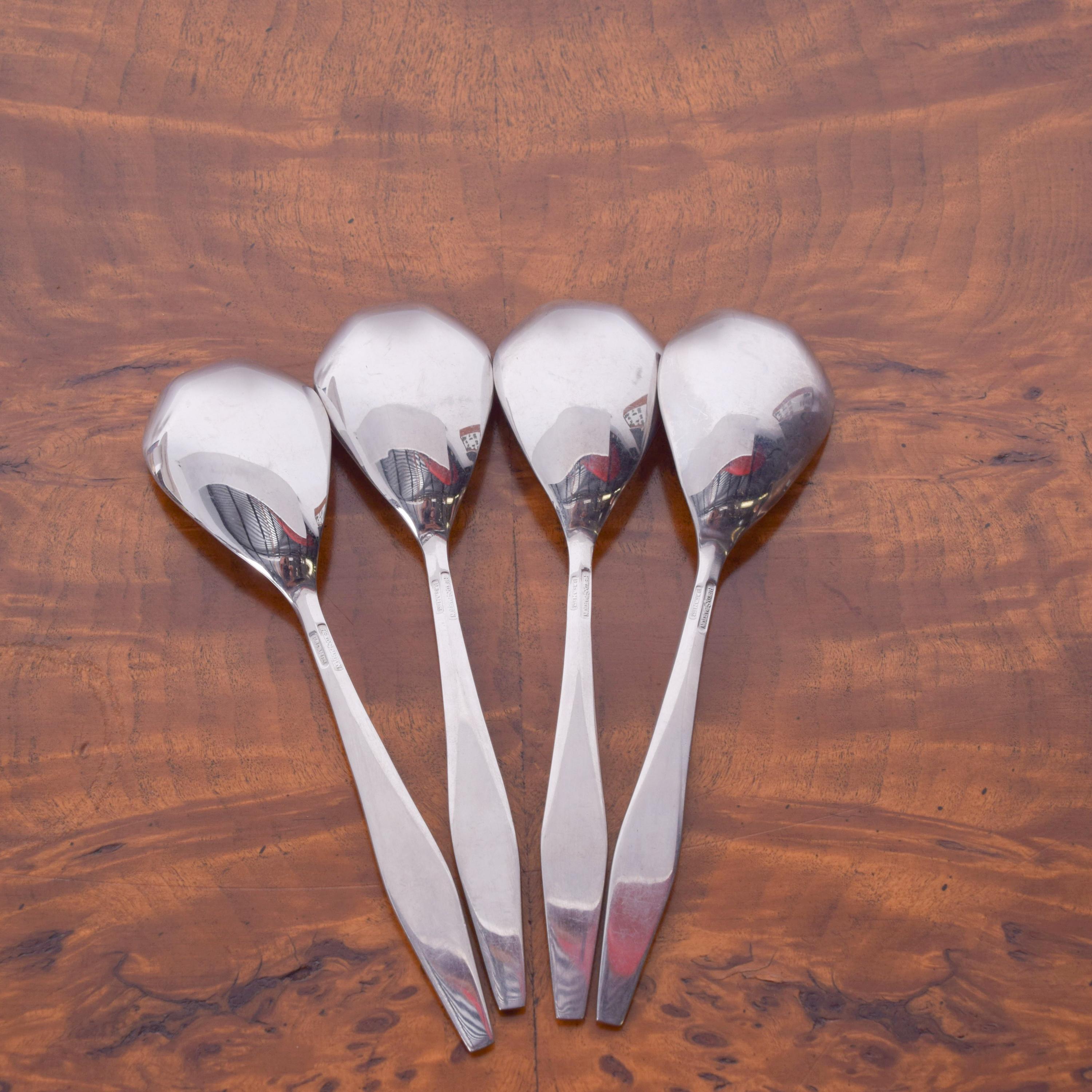 Italian Gio Ponti Stainless Flatware Set of Four Diamond Soup Spoons for Reed & Barton For Sale