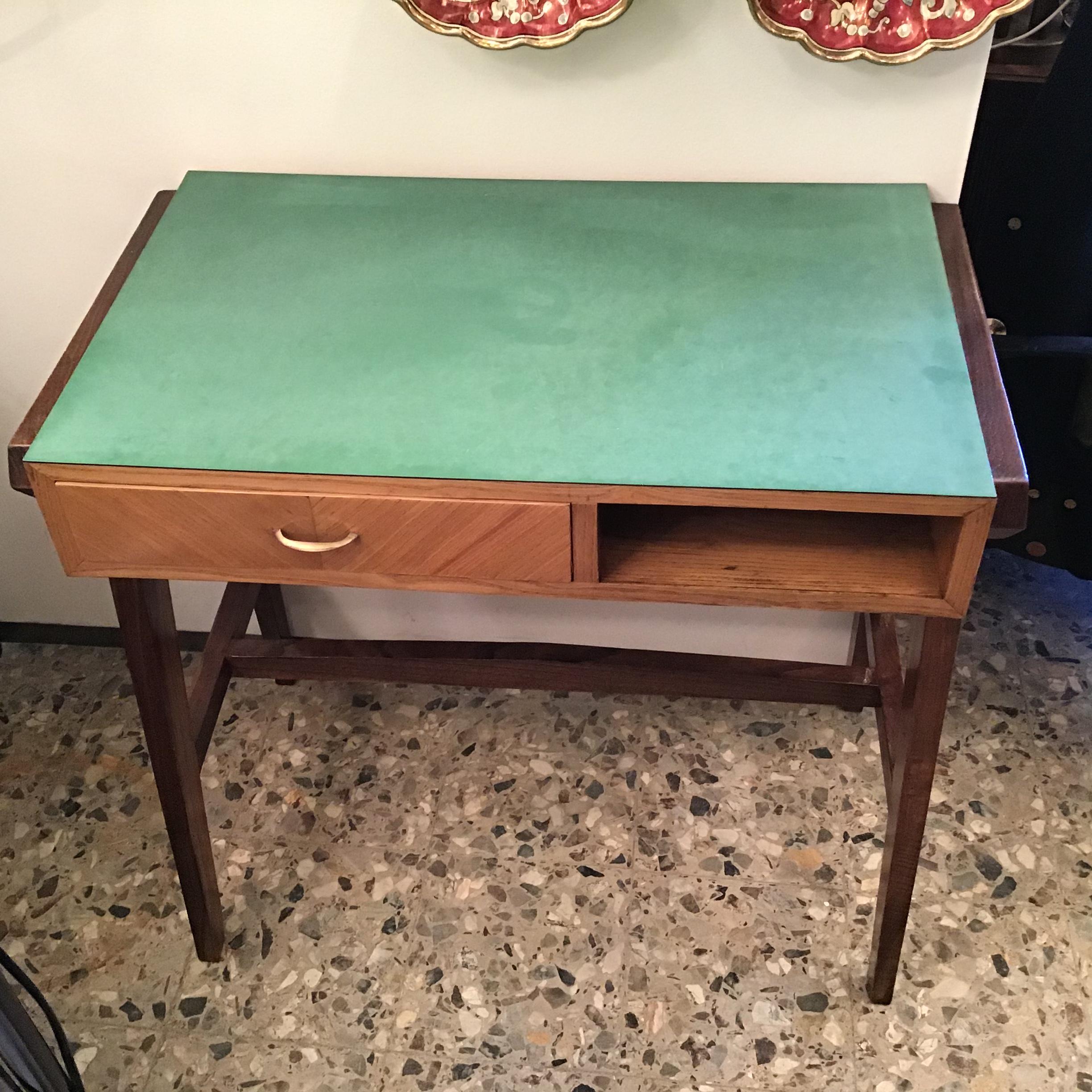 Gio Ponti “Stile” Desk Wood Brass, 1950, Italy In Excellent Condition For Sale In Milano, IT