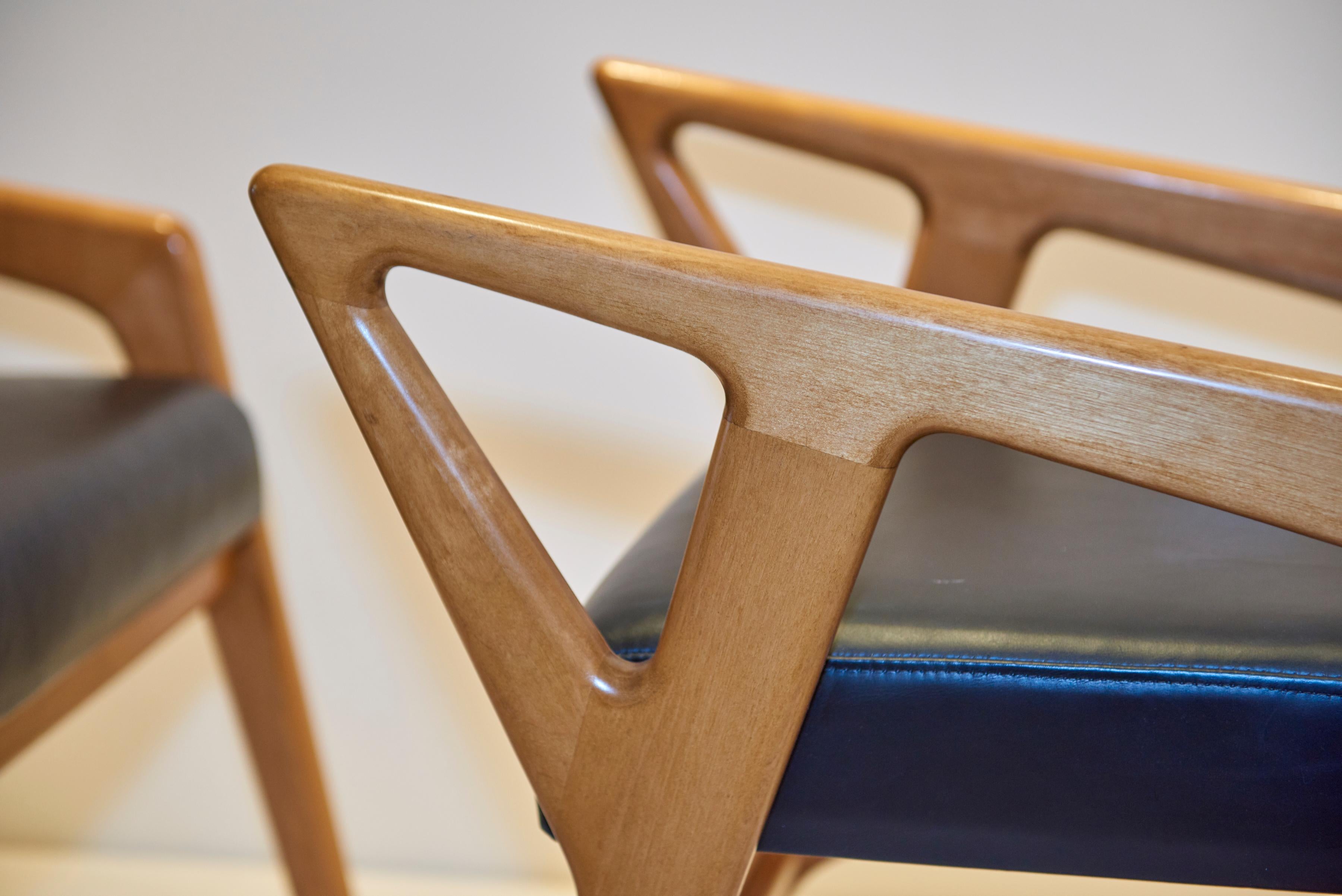 20th Century Gio Ponti Stools For Sale