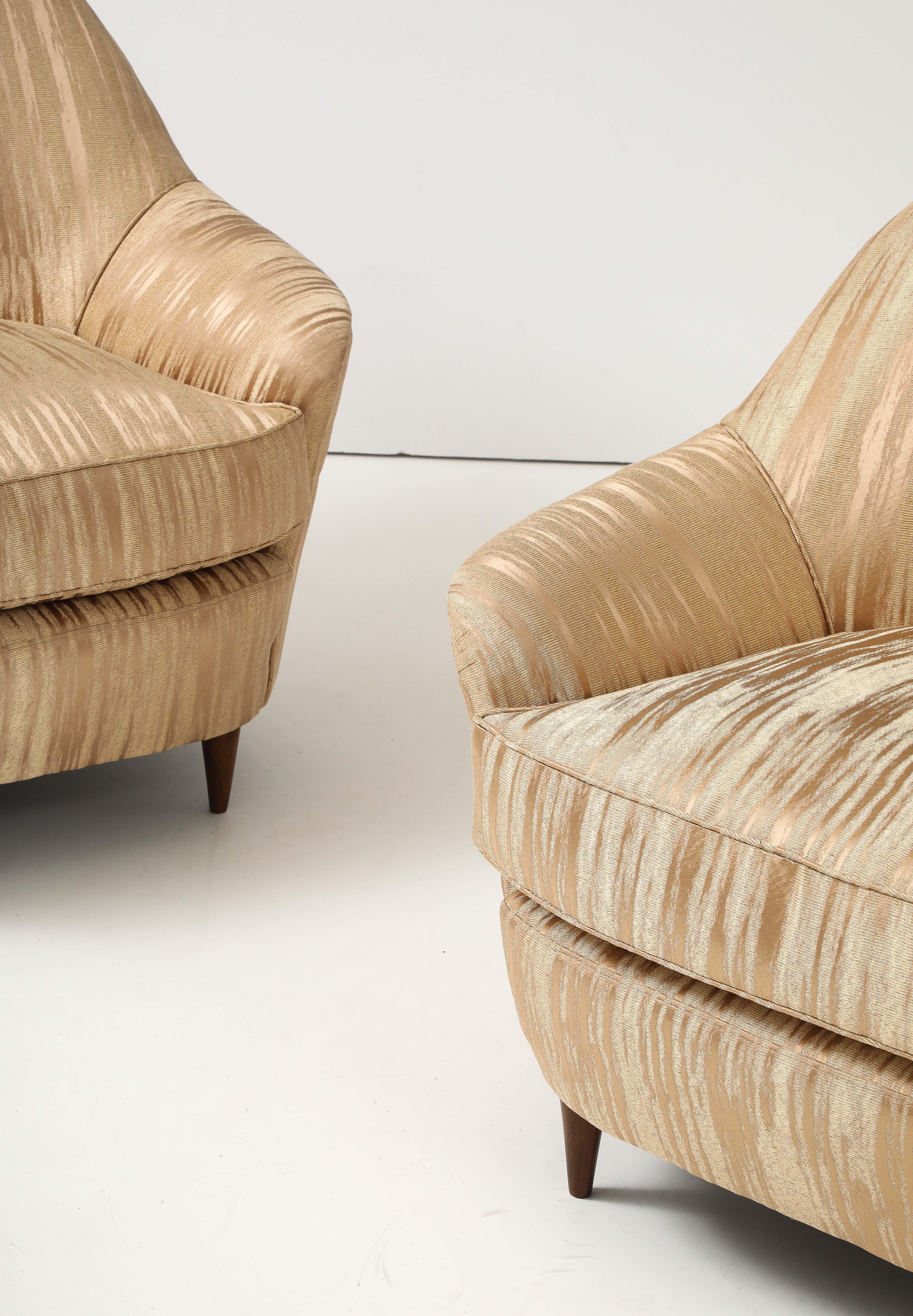 Mid-20th Century Gio Ponti Style 1950's Italian Lounge Chairs For Sale