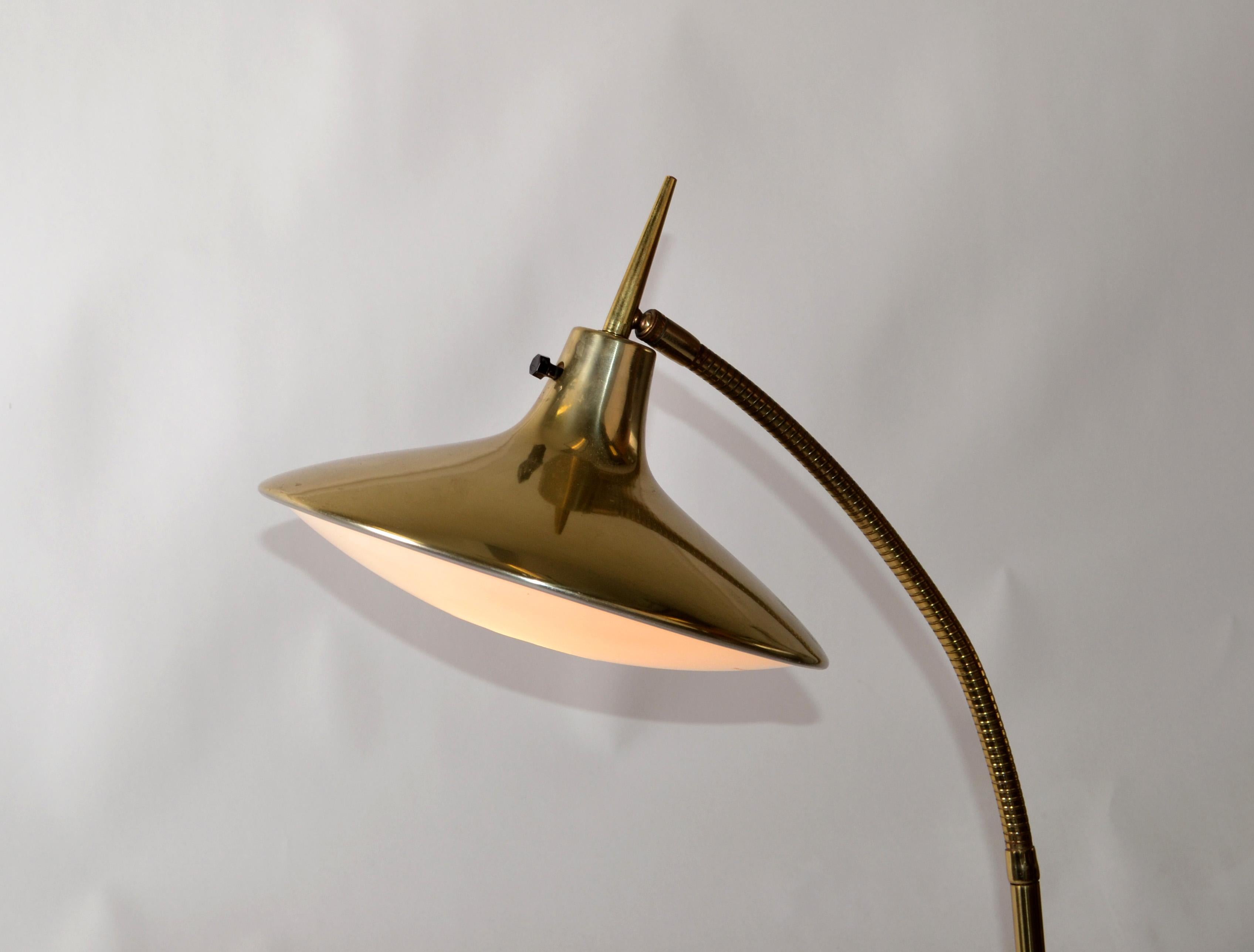 Polished Gio Ponti Style Adjustable Brass B-683 Laurel Floor Lamp Mid-Century Modern 1970