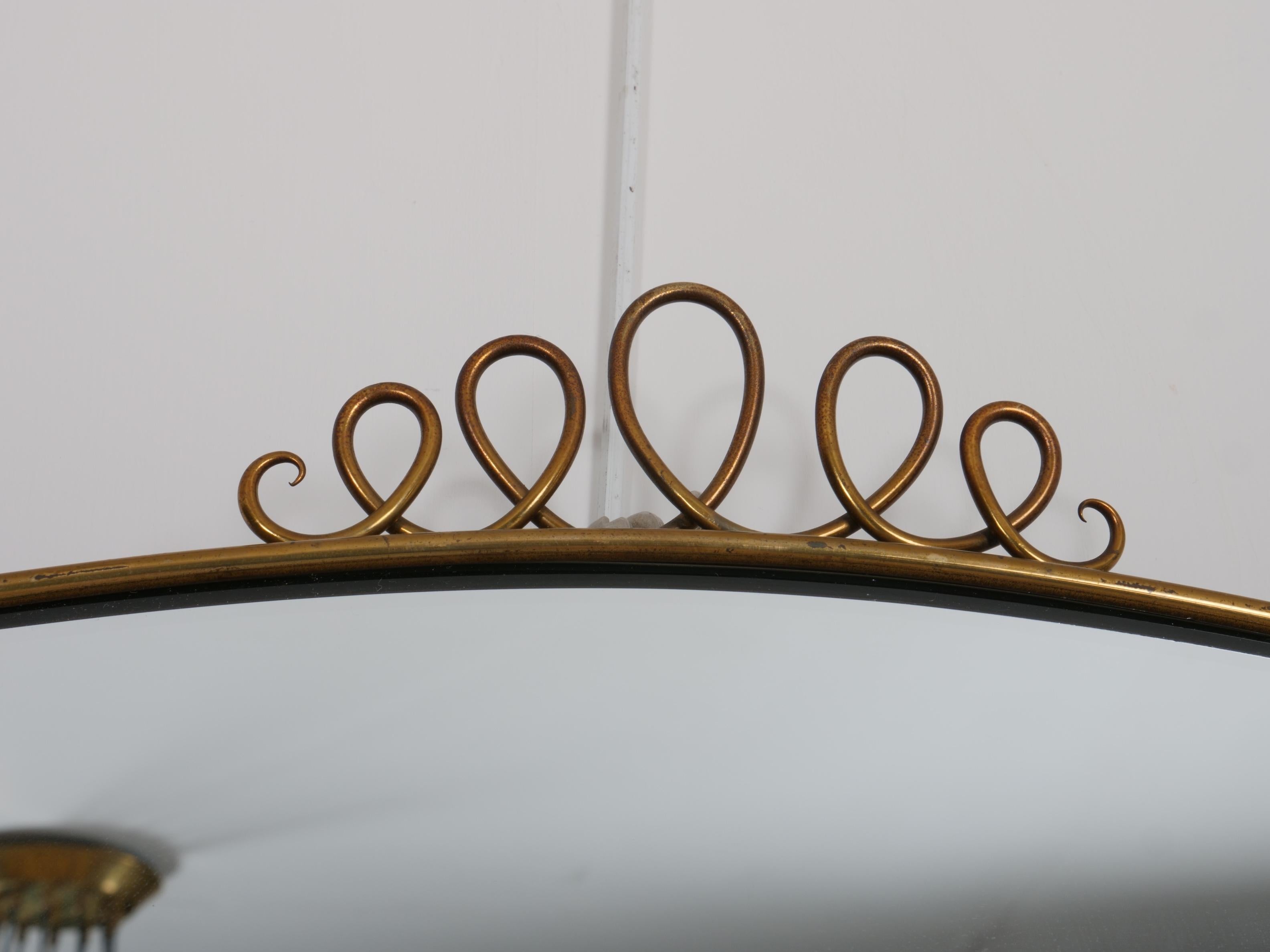 italien Miroir à cadre en laiton de style Gio Ponti. Italie c1950 en vente