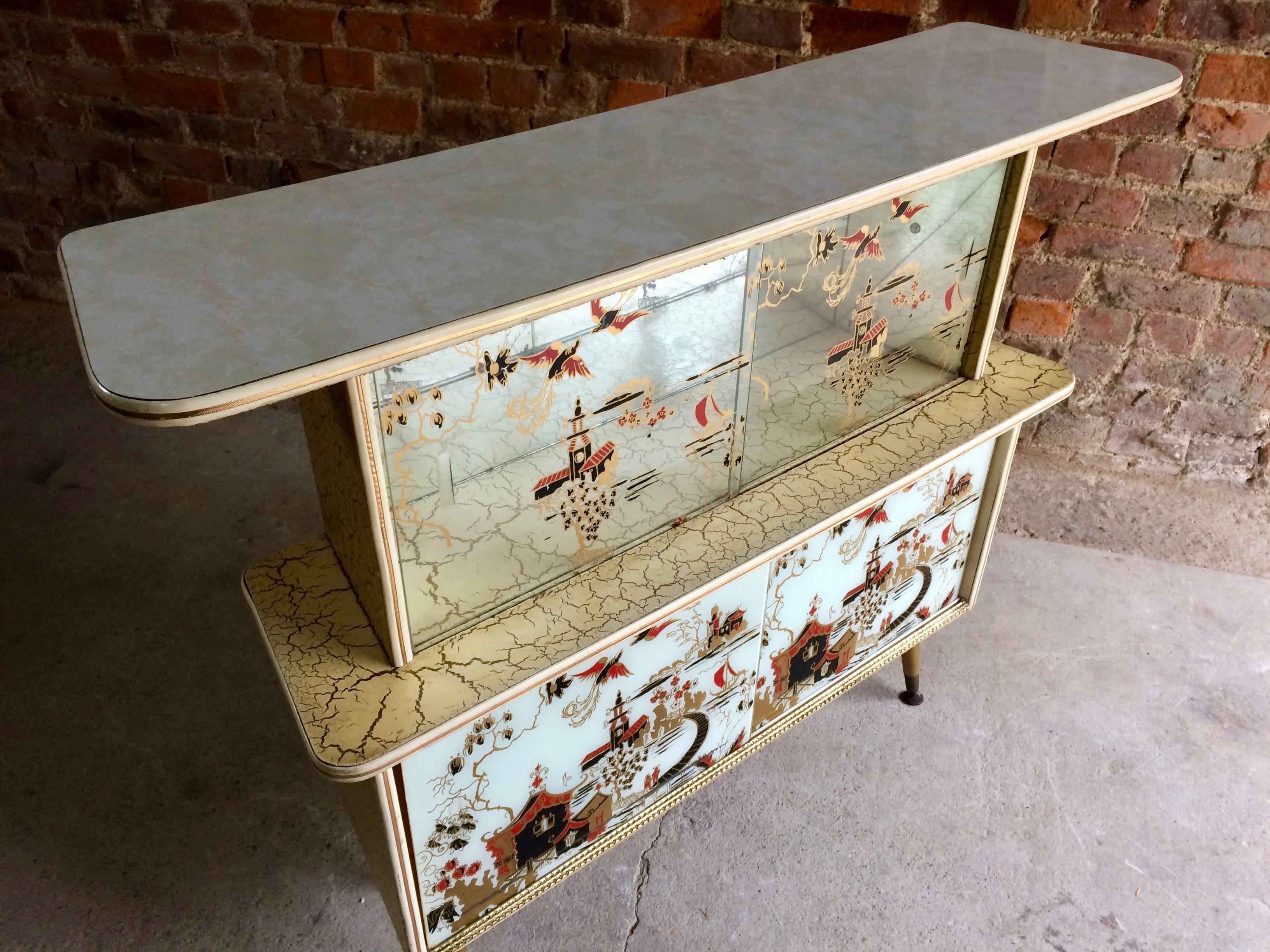 Gio Ponti Style Display Cabinet Drinks Cupboard Bar Italian, 1950s 2