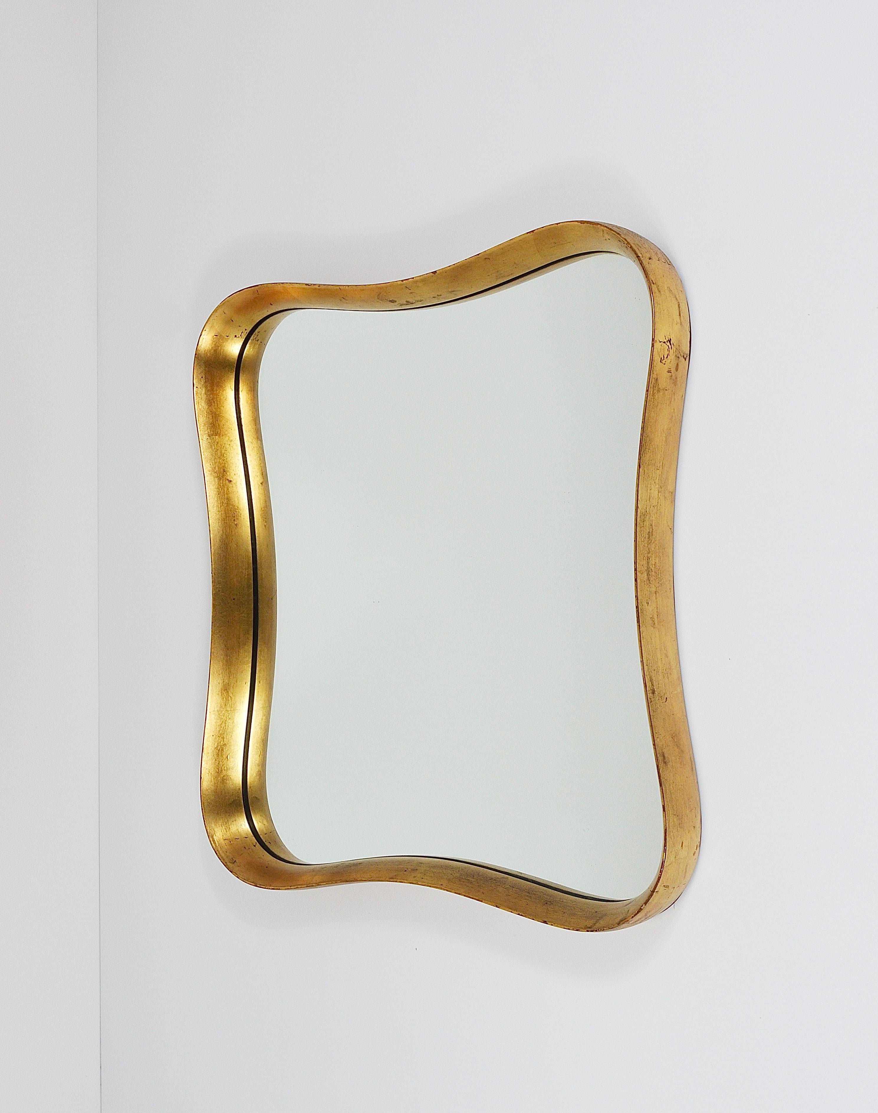 Gio Ponti Style Gilt Wood Mirror by Max Welz Vienna, Austria, 1940s For Sale 1