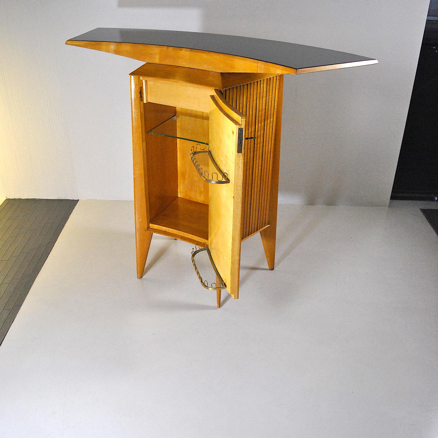 Gio Ponti Style Italian Cabinet Bar from the 1950s 8