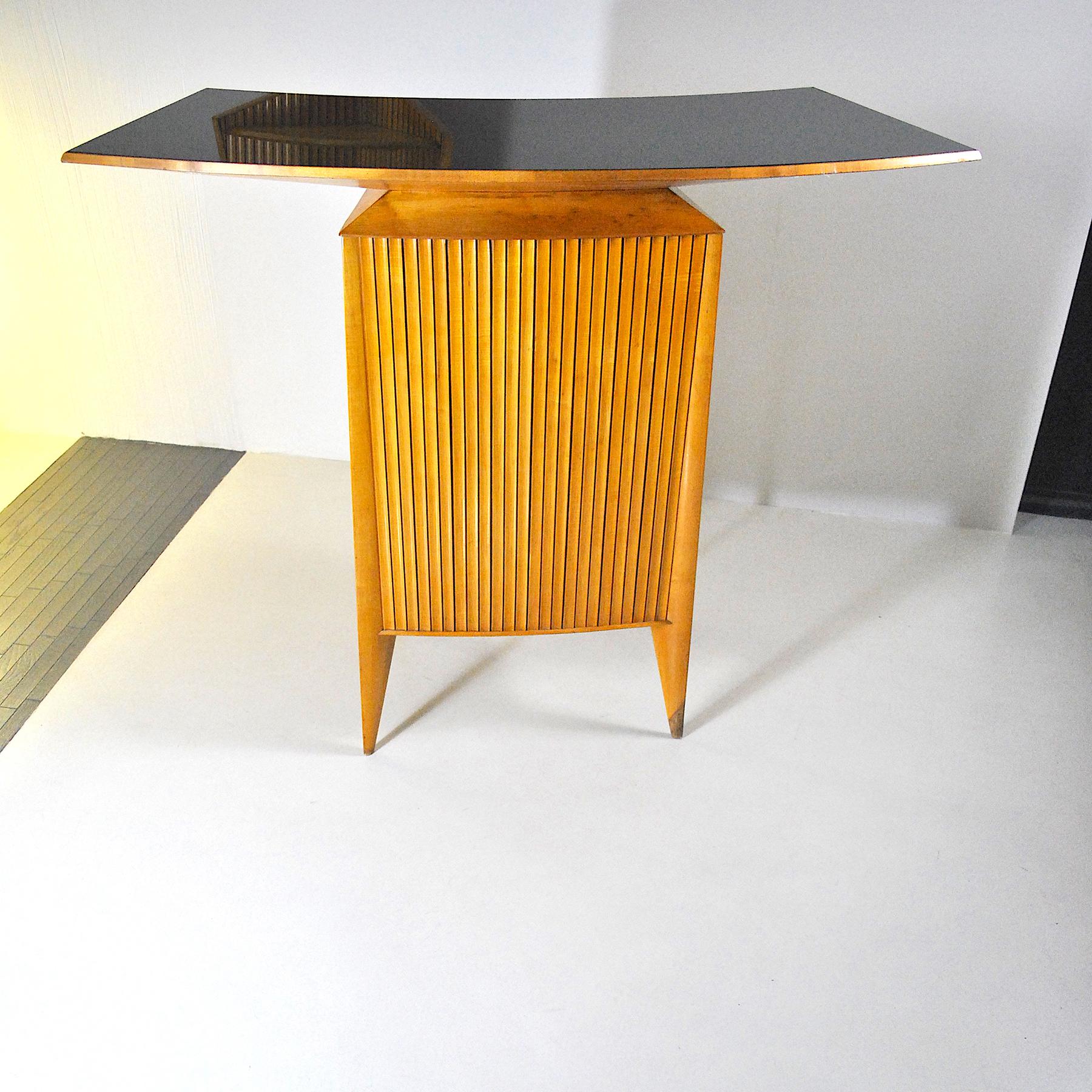 Gio Ponti Style Italian Cabinet Bar from the 1950s 1