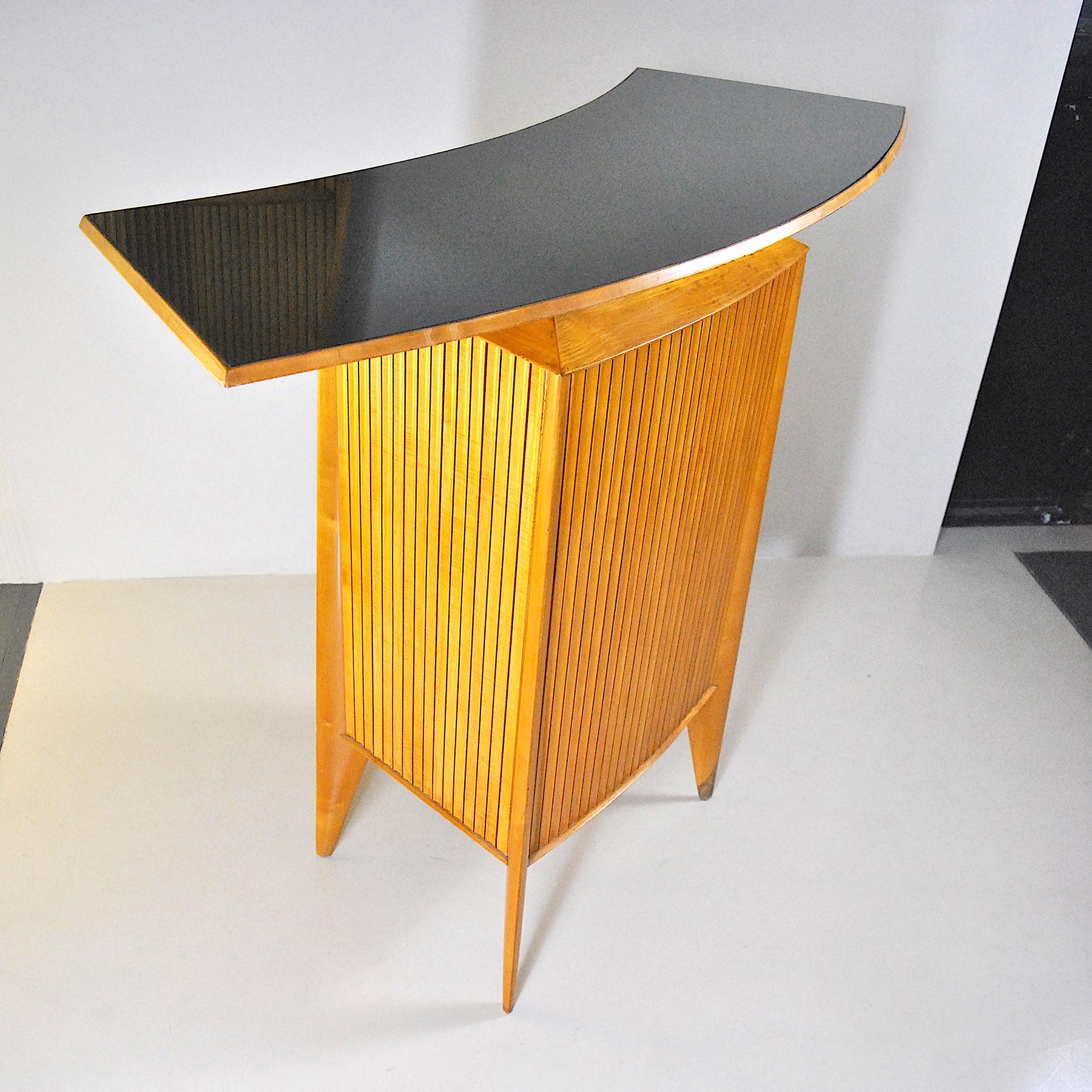 Gio Ponti Style Italian Cabinet Bar from the 1950s 2