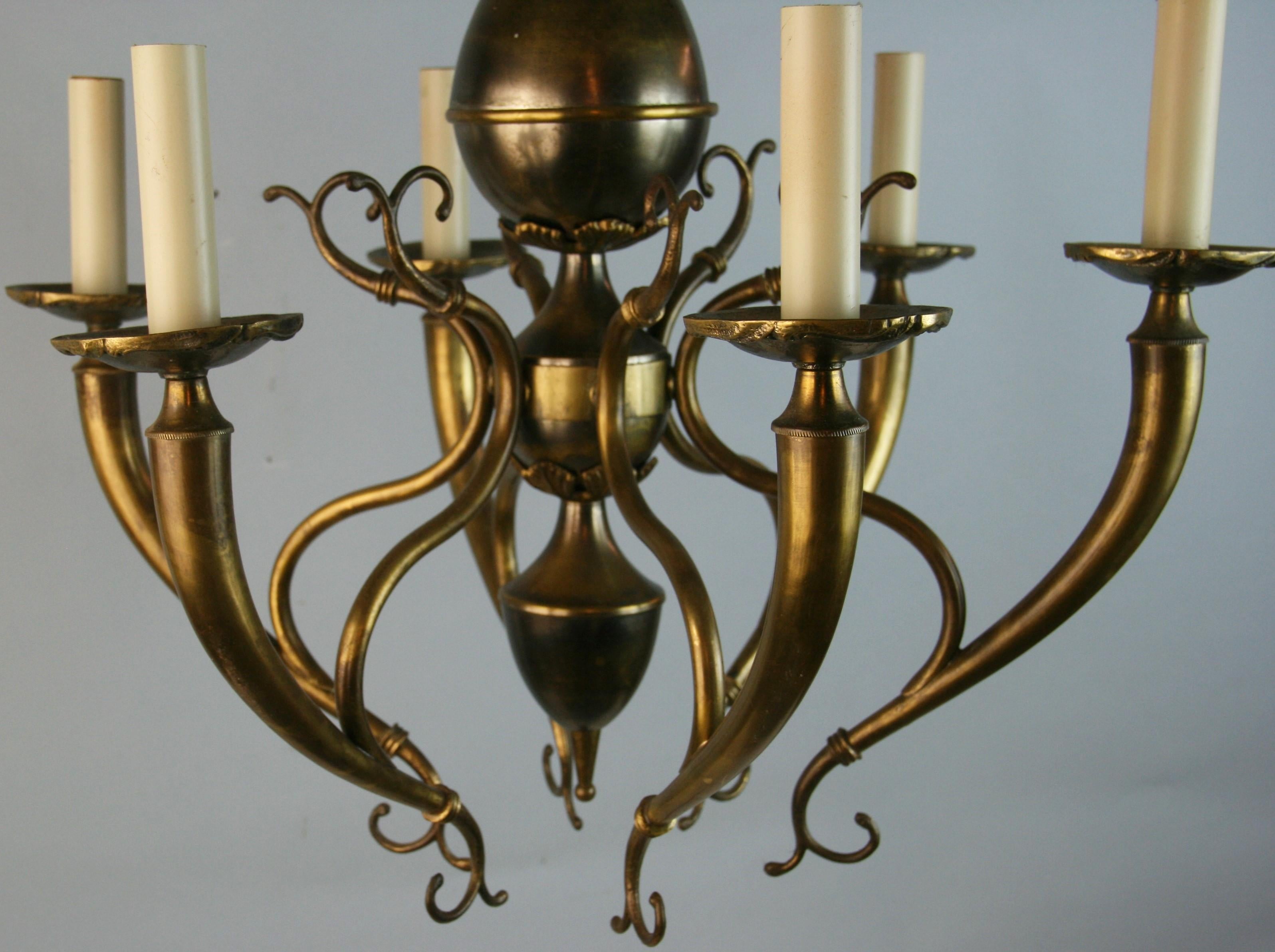 Gio Ponti  Italian Mid Century Two-Tone Chandelier In Good Condition For Sale In Douglas Manor, NY