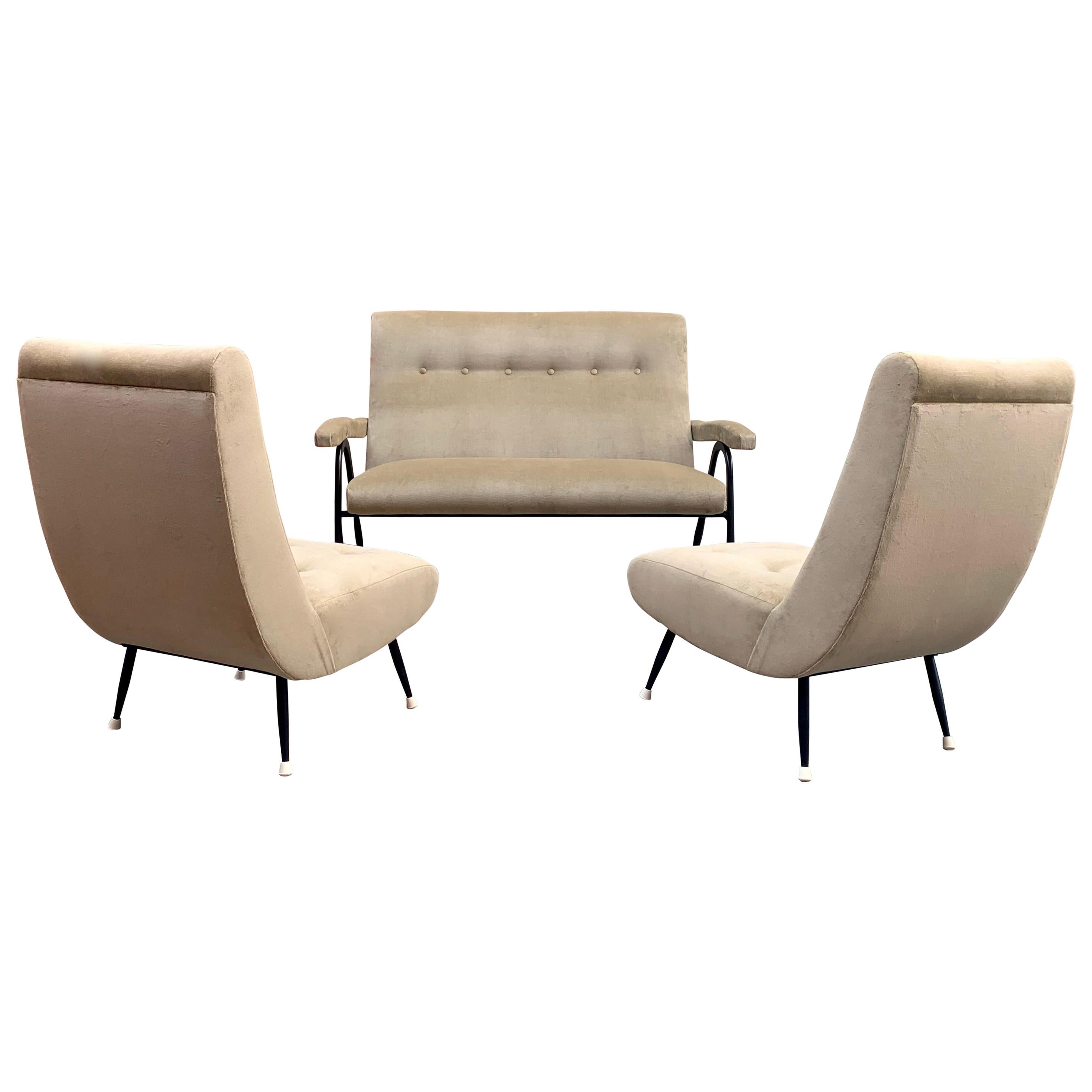 Gio Ponti Style Italian Tufted Settee and Chairs in Taupe Velvet For Sale
