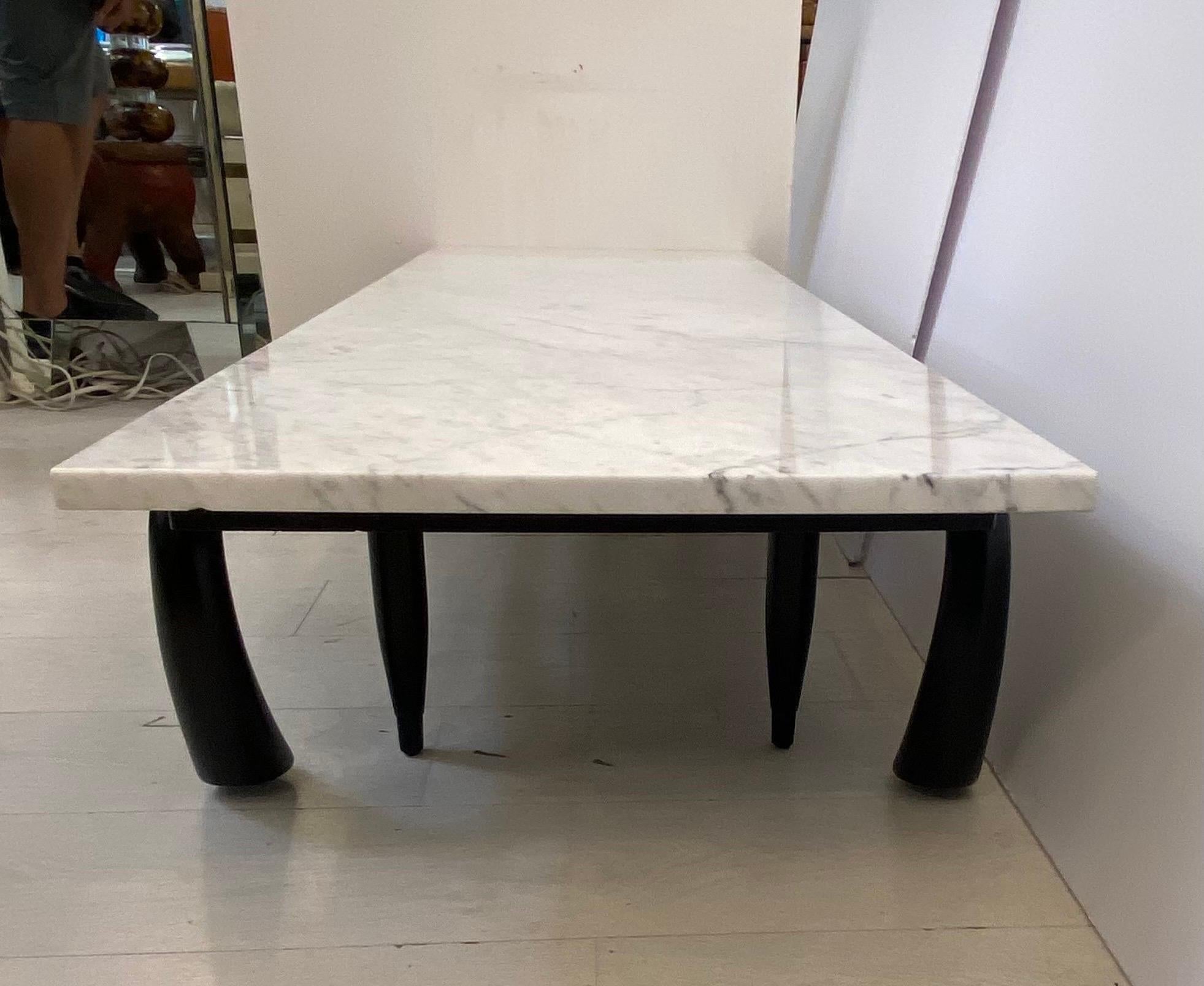 Gio Ponti Style Marble Top Ebonized Coffee Table In Good Condition For Sale In West Palm Beach, FL