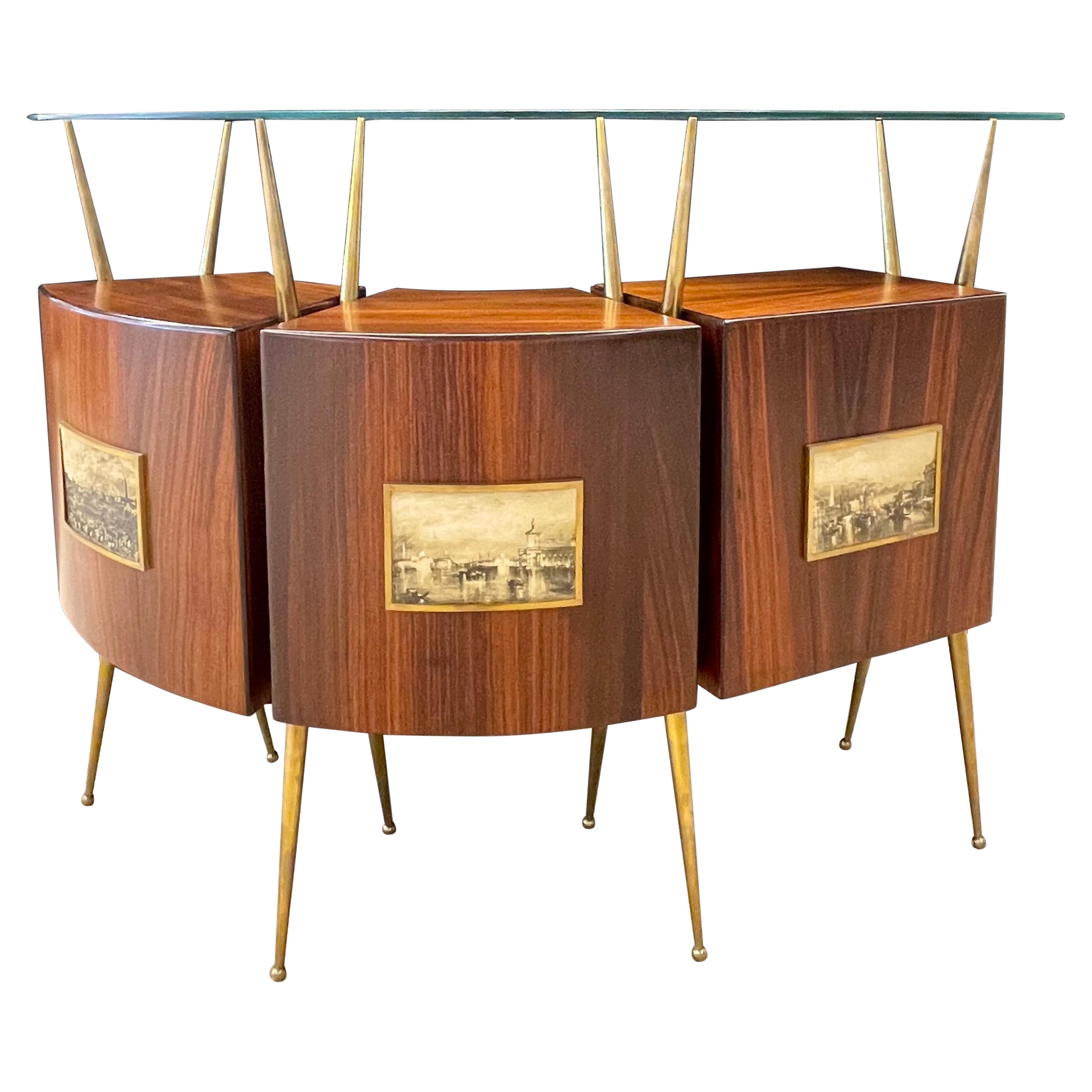 Gio Ponti Style Mid-Century Modern Bar or Serving Cabinet.