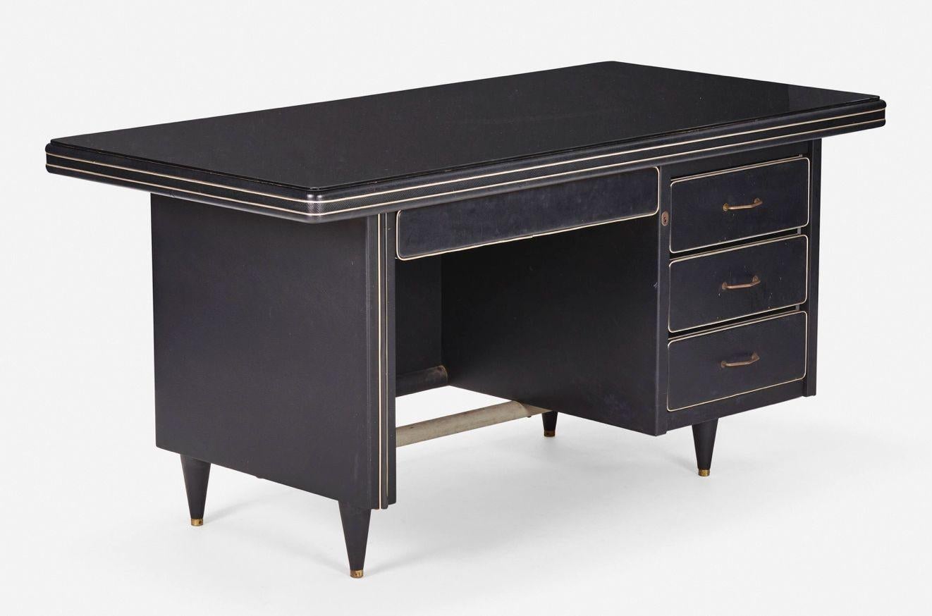 Gio Ponti Style Mid-Century Modern Black Italian Desk 1955 Italiano en venta