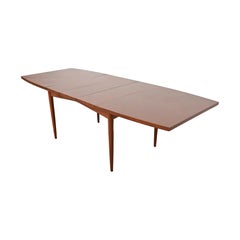 Mesa de comedor extensible moderna de mediados de siglo estilo Gio Ponti, recién acabada
