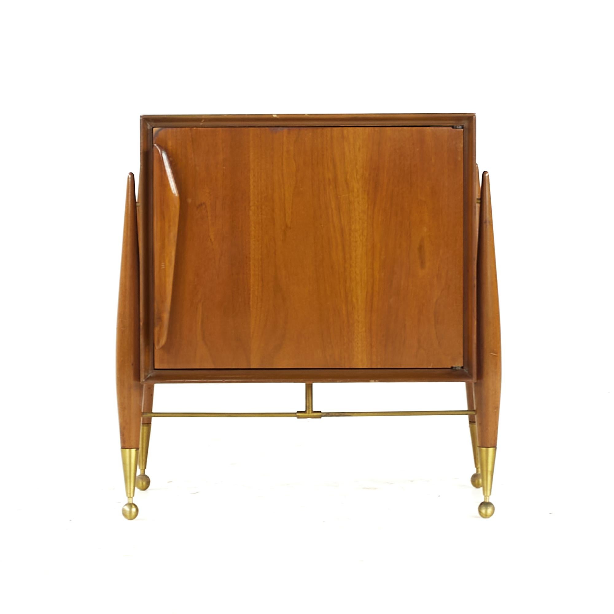 Gio Ponti Style Midcentury Walnut and Brass Nightstand - Pair In Good Condition In Countryside, IL