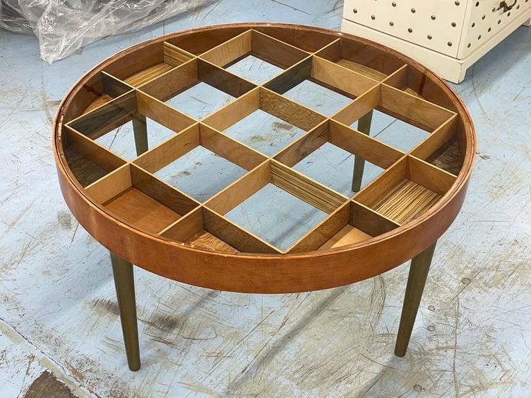 Gio Ponti Style Round Cocktail Table by Keno Bros. For Sale 5