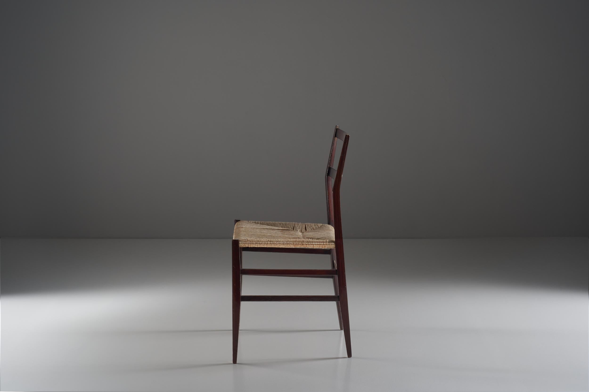 Gio Ponti Superleggera Set of Six Chairs Italian Design Cassina, 1951 In Good Condition In Milan, IT