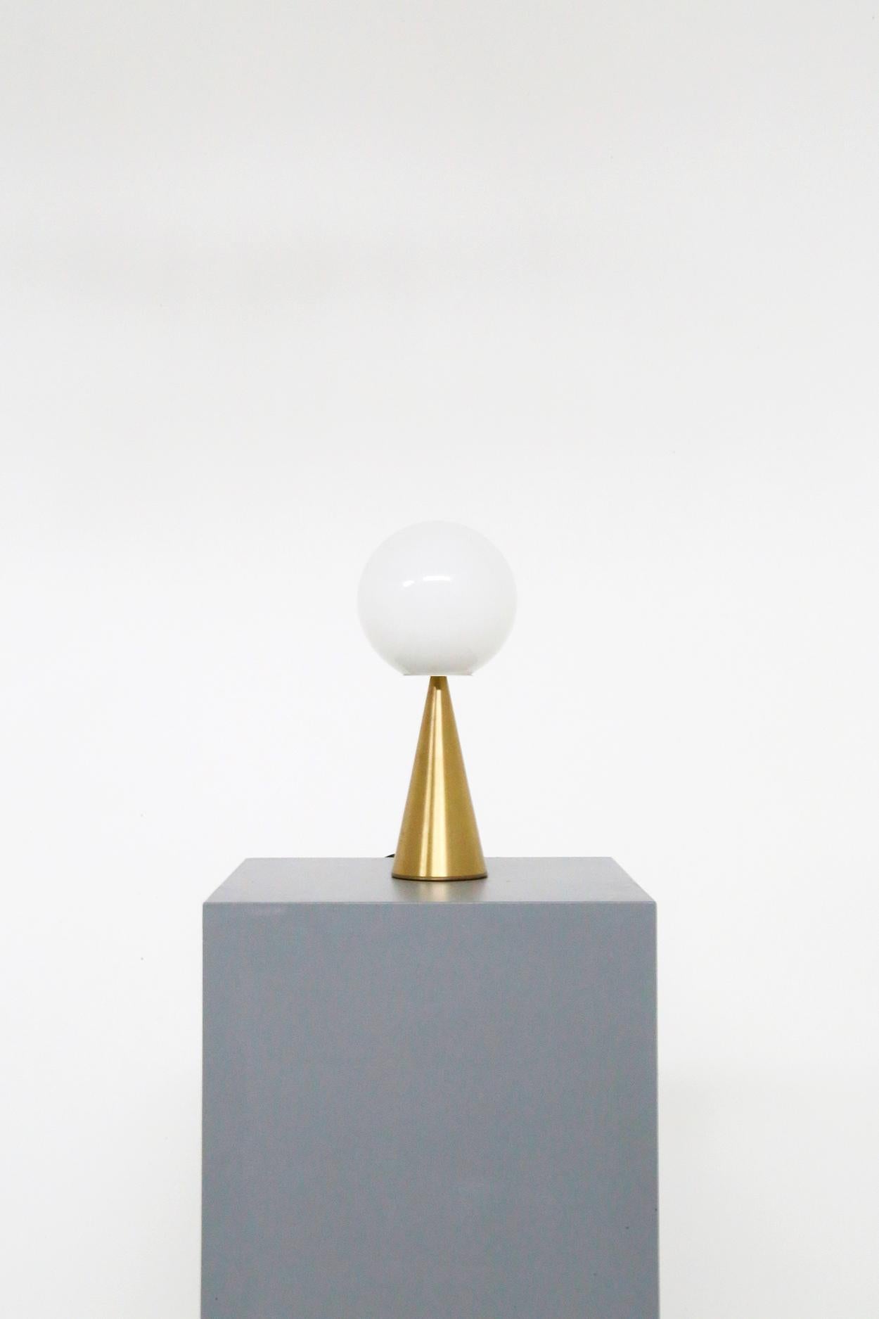 Mid-Century Modern Gio Ponti Table Lamp Model Bilia for Fontana Arte in Brass and Glass, 1960