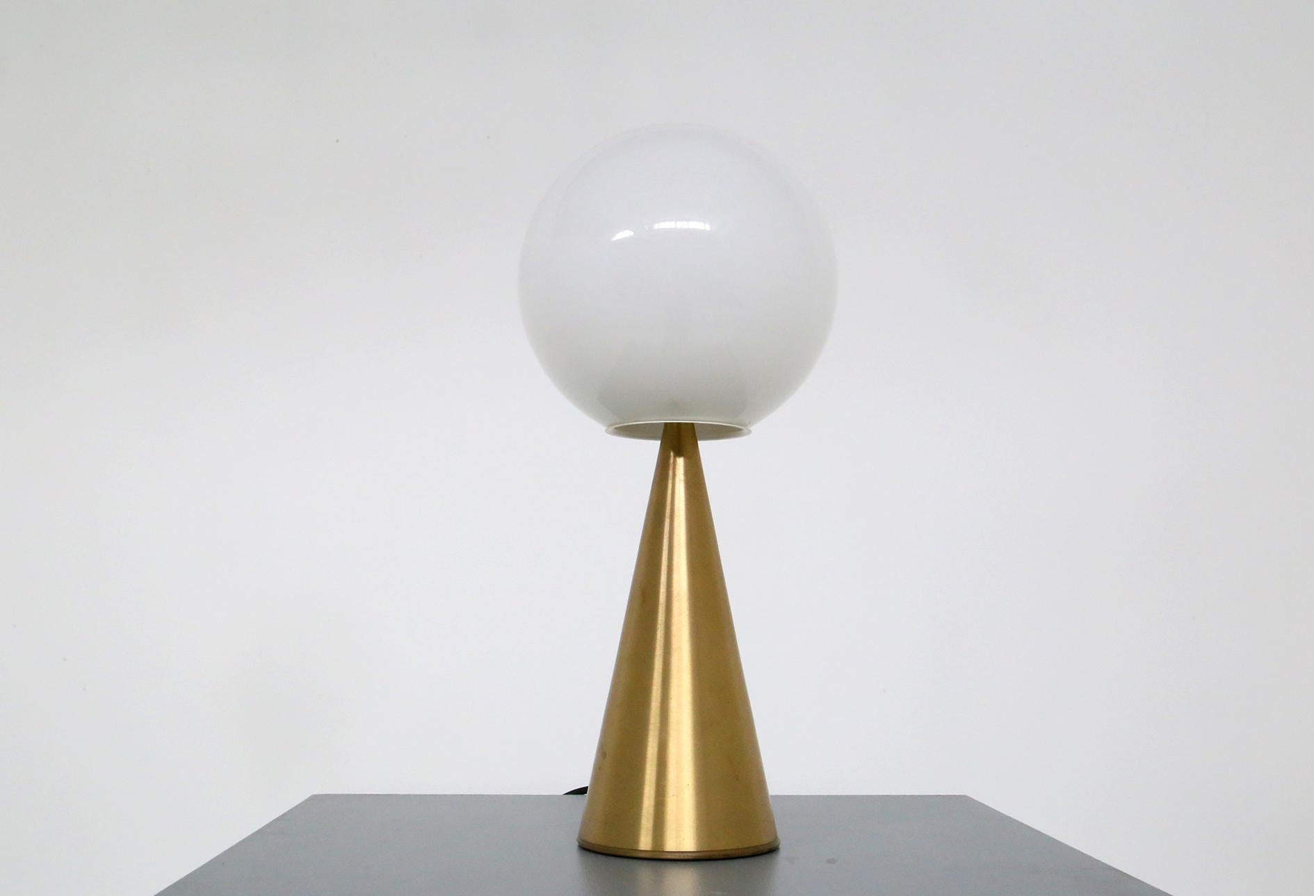 Gio Ponti Table Lamp Model Bilia for Fontana Arte in Brass and Glass, 1960 In Good Condition In Milano, IT
