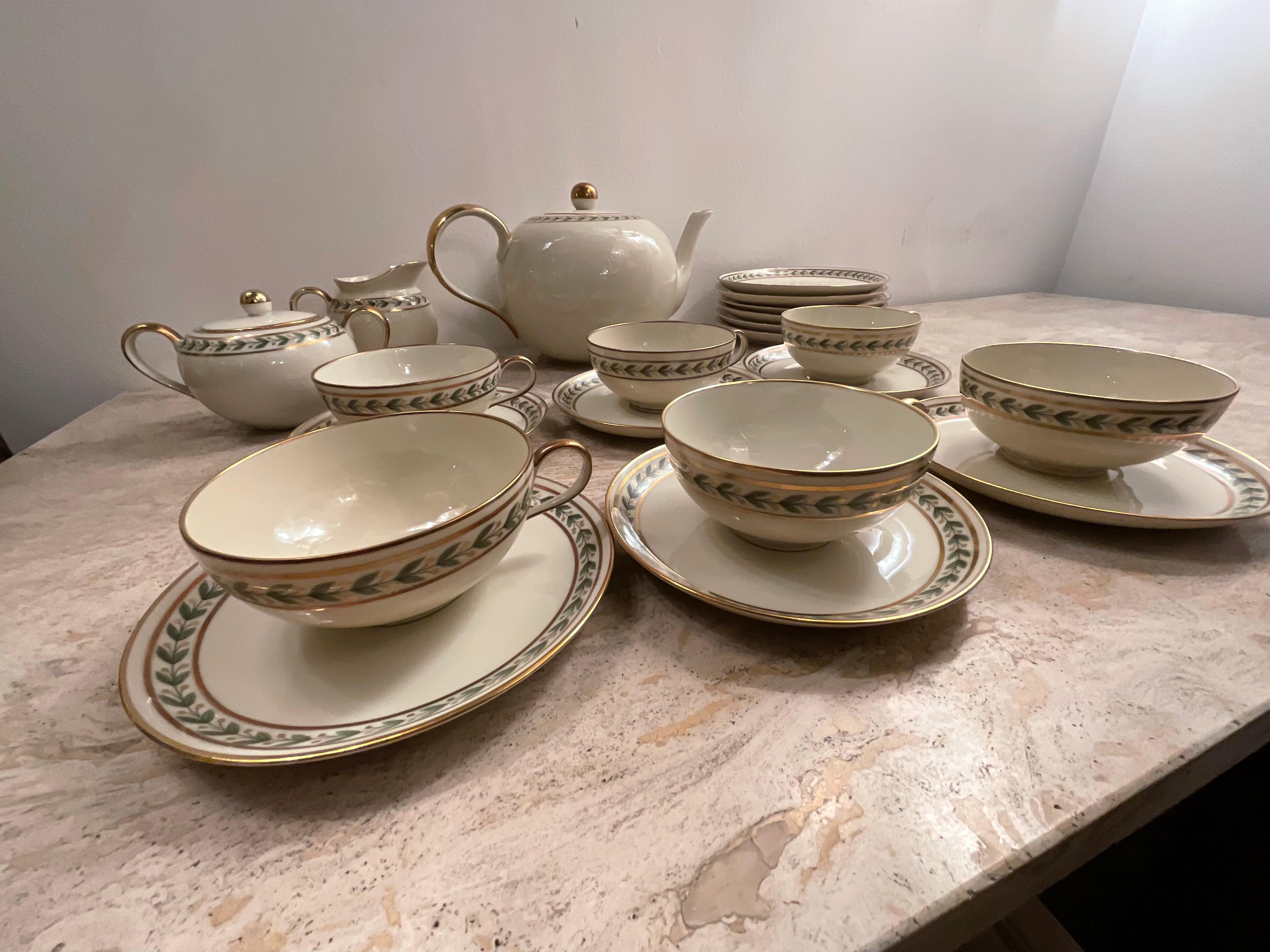Italian Gio Ponti, Tea for 6 with Dessert Plates, in Porcelain Richard Ginori, Year 1939 For Sale