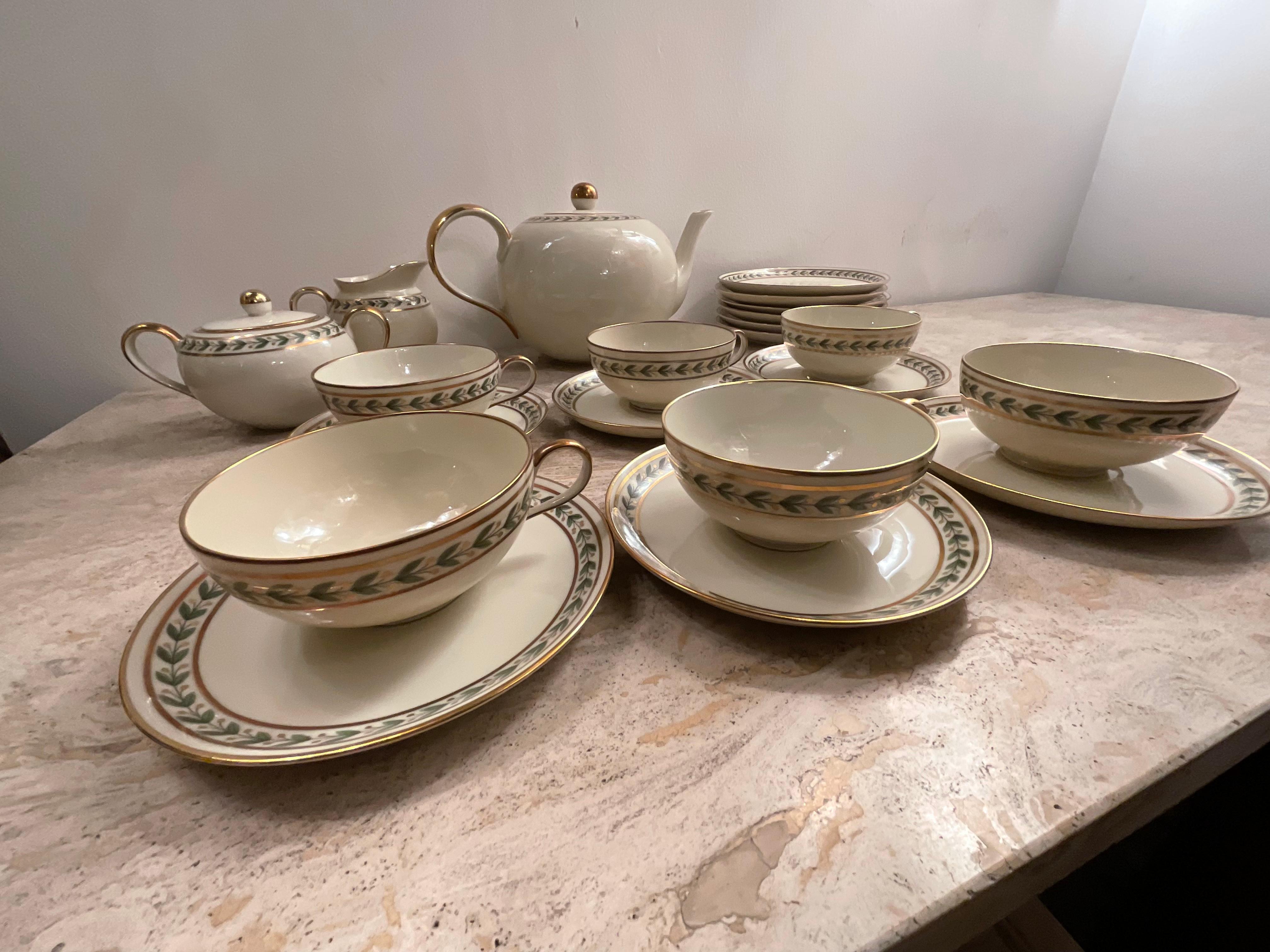 Art Déco Gio Ponti, Tè per 6 persone con piatti da dessert, in porcellana Richard Ginori, Anno 1939 in vendita