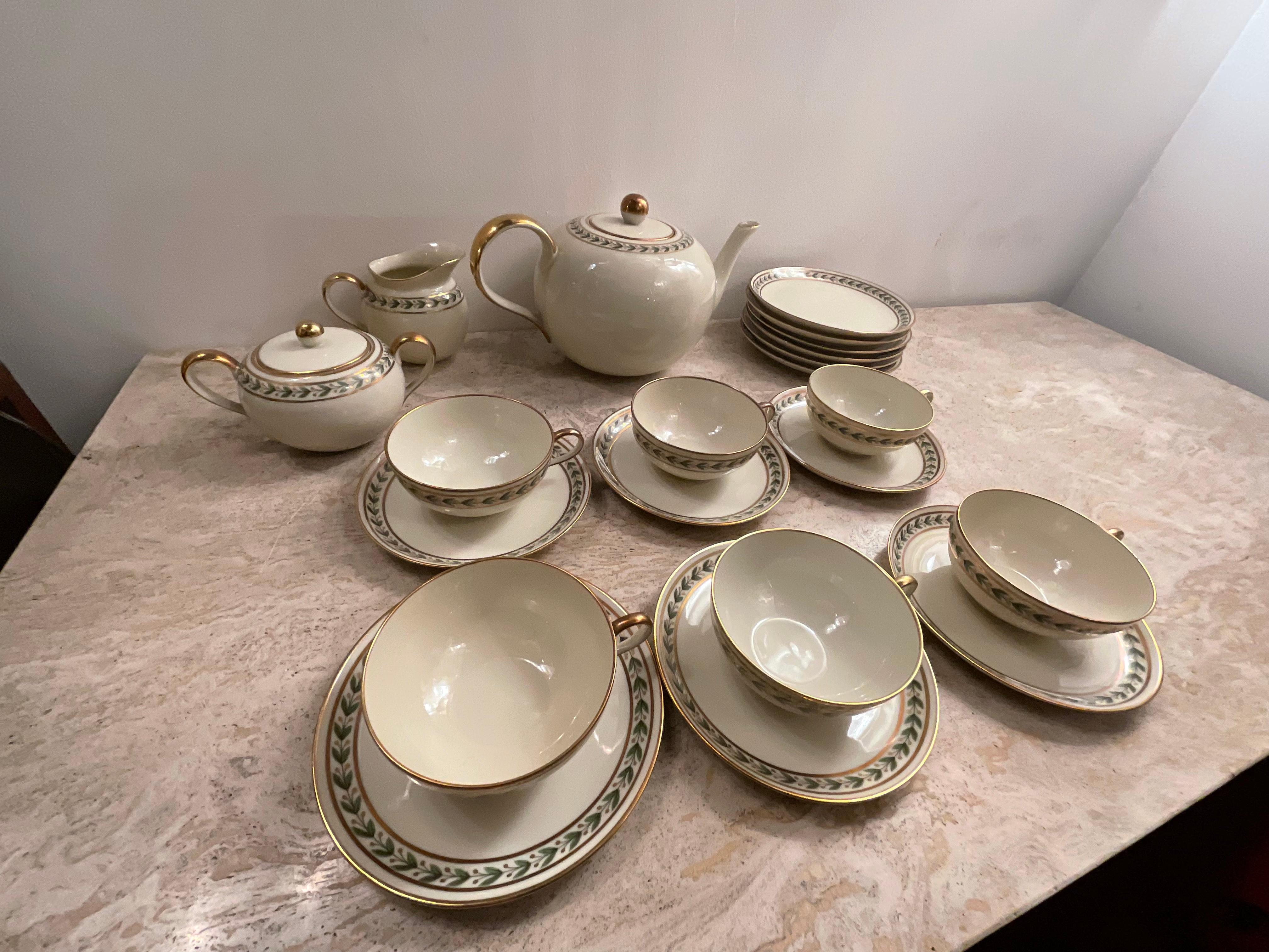 Gio Ponti, Tea for 6 with Dessert Plates, in Porcelain Richard Ginori, Year 1939 In Excellent Condition For Sale In Milano, IT