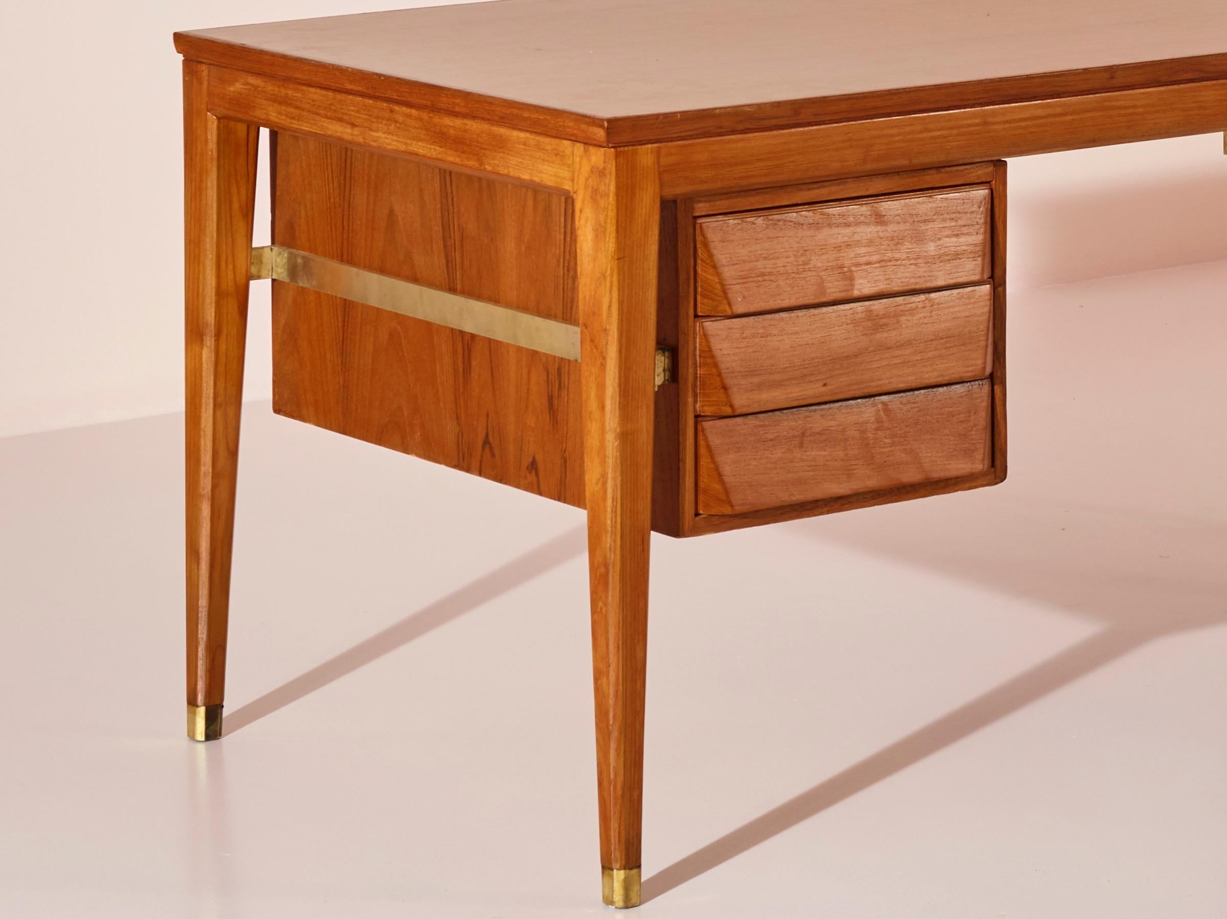 Mid-Century Modern Gio Ponti Teak and Brass Desk Designed for the BNL Offices, ISA Bergamo, 1950s For Sale