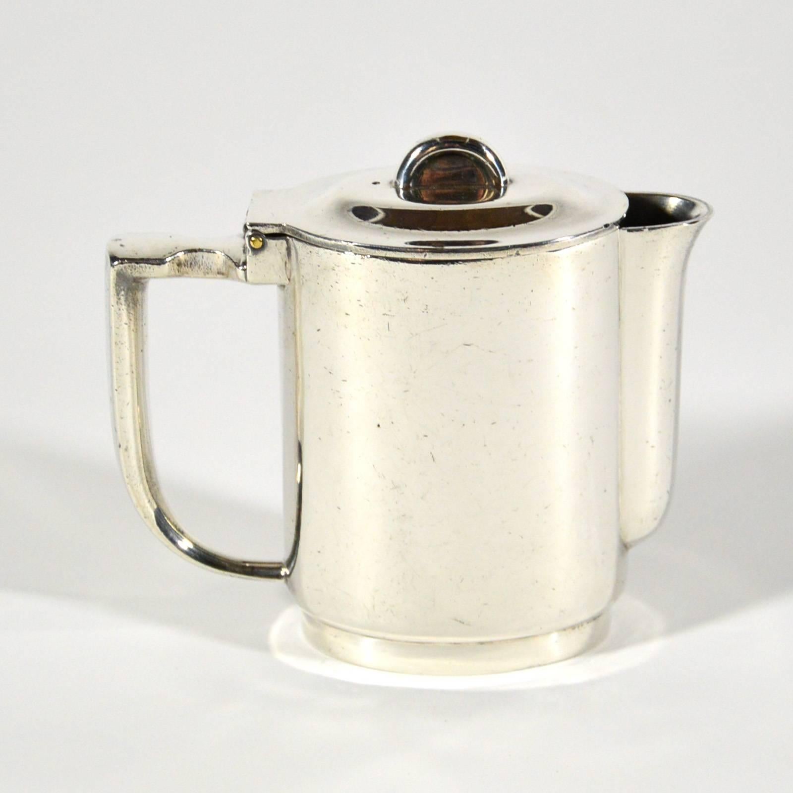 Gio Ponti Teapot in Silver Plated Alpacca for Krupp Berndorf, circa 1935 In Good Condition In Rome, IT