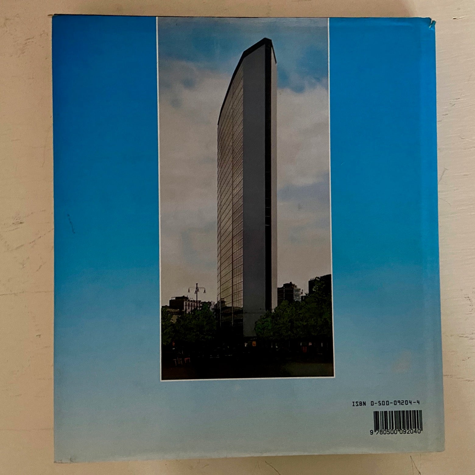 L'œuvre complète de Gio Ponti 1923-1978  Livre à dos rigide, 1990, Thames and Hudson Bon état - En vente à London, GB
