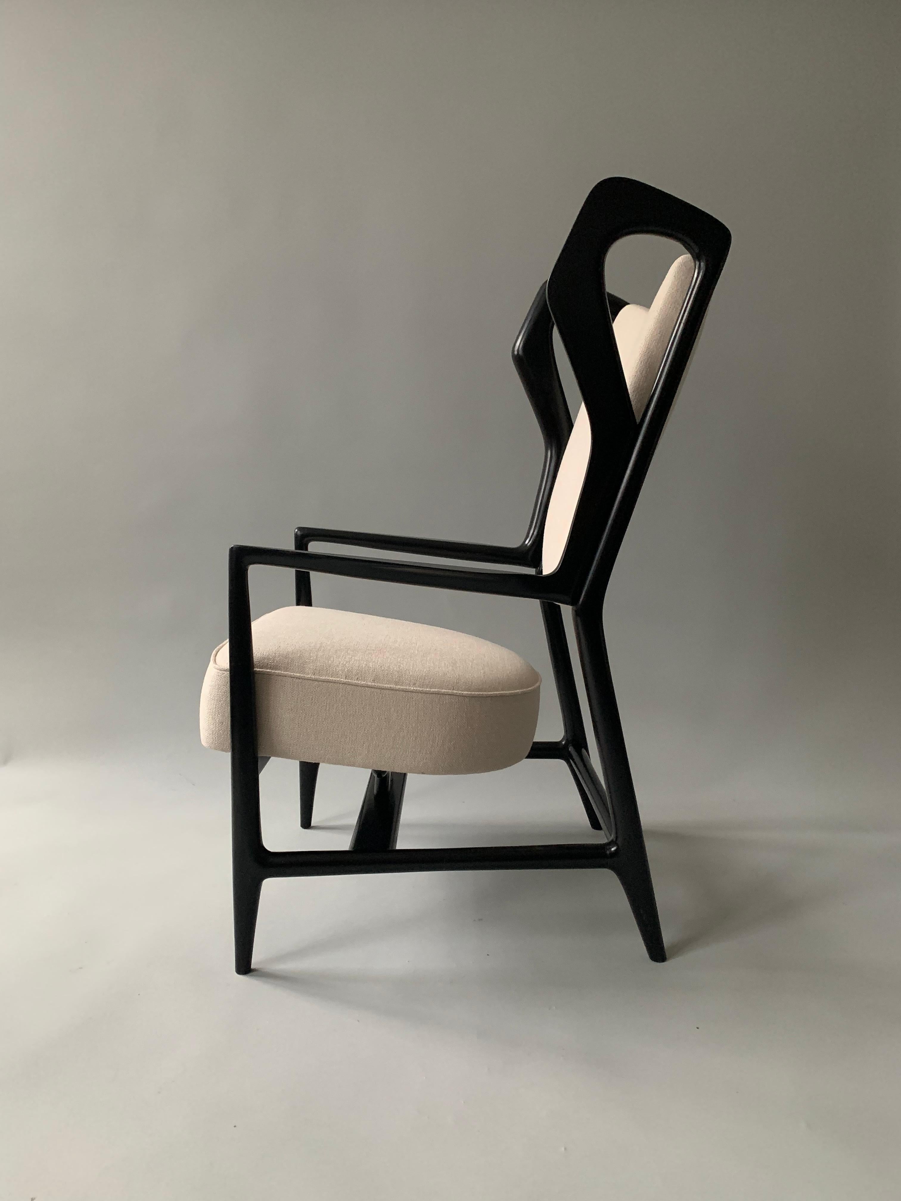 Gio Ponti ‘Triennale’ armchairs In Good Condition For Sale In New York, NY