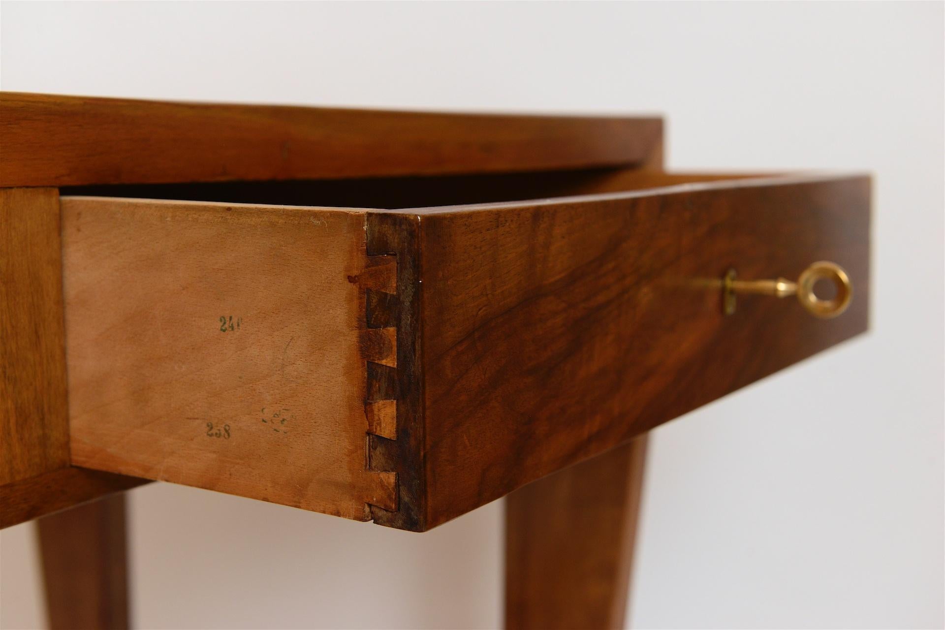 Gio Ponti Two-Drawer Walnut Desk for The University of Padua, Italy, circa 1950 2