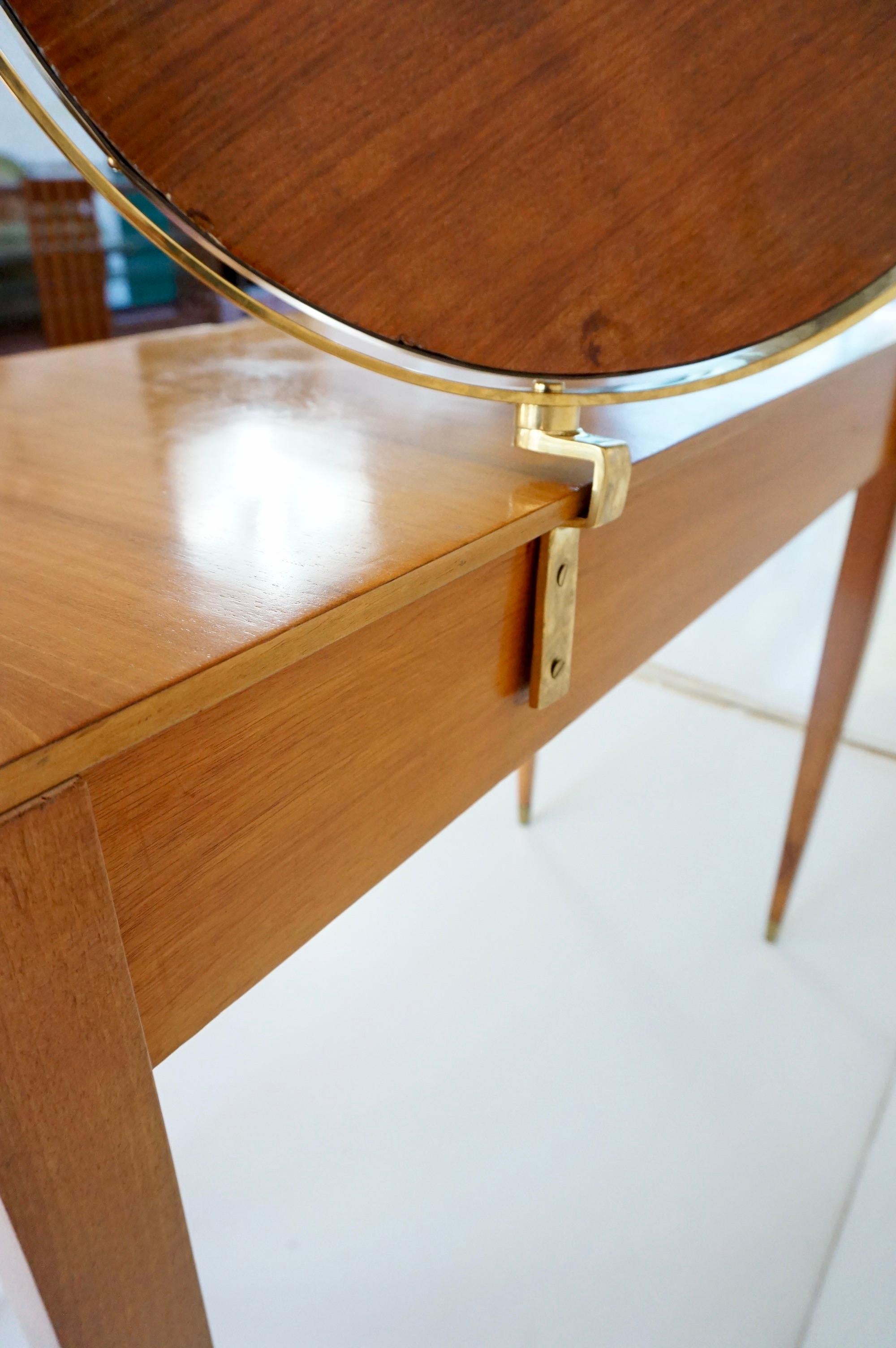 Scrivania di Gio Ponti con specchio circolare in ottone dell'Hotel Royal Naples, 1955 6