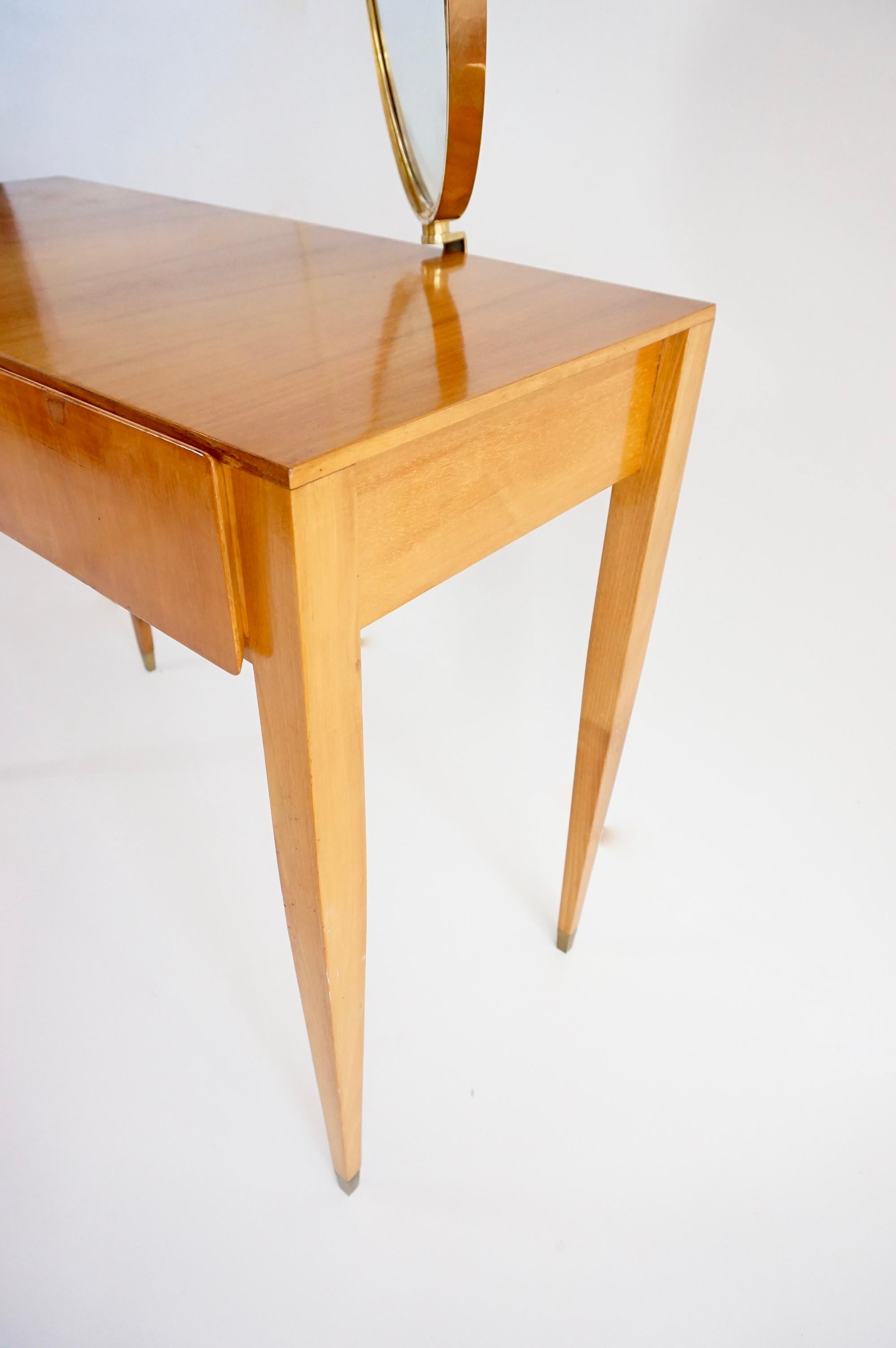 Metà XX secolo Scrivania di Gio Ponti con specchio circolare in ottone dell'Hotel Royal Naples, 1955
