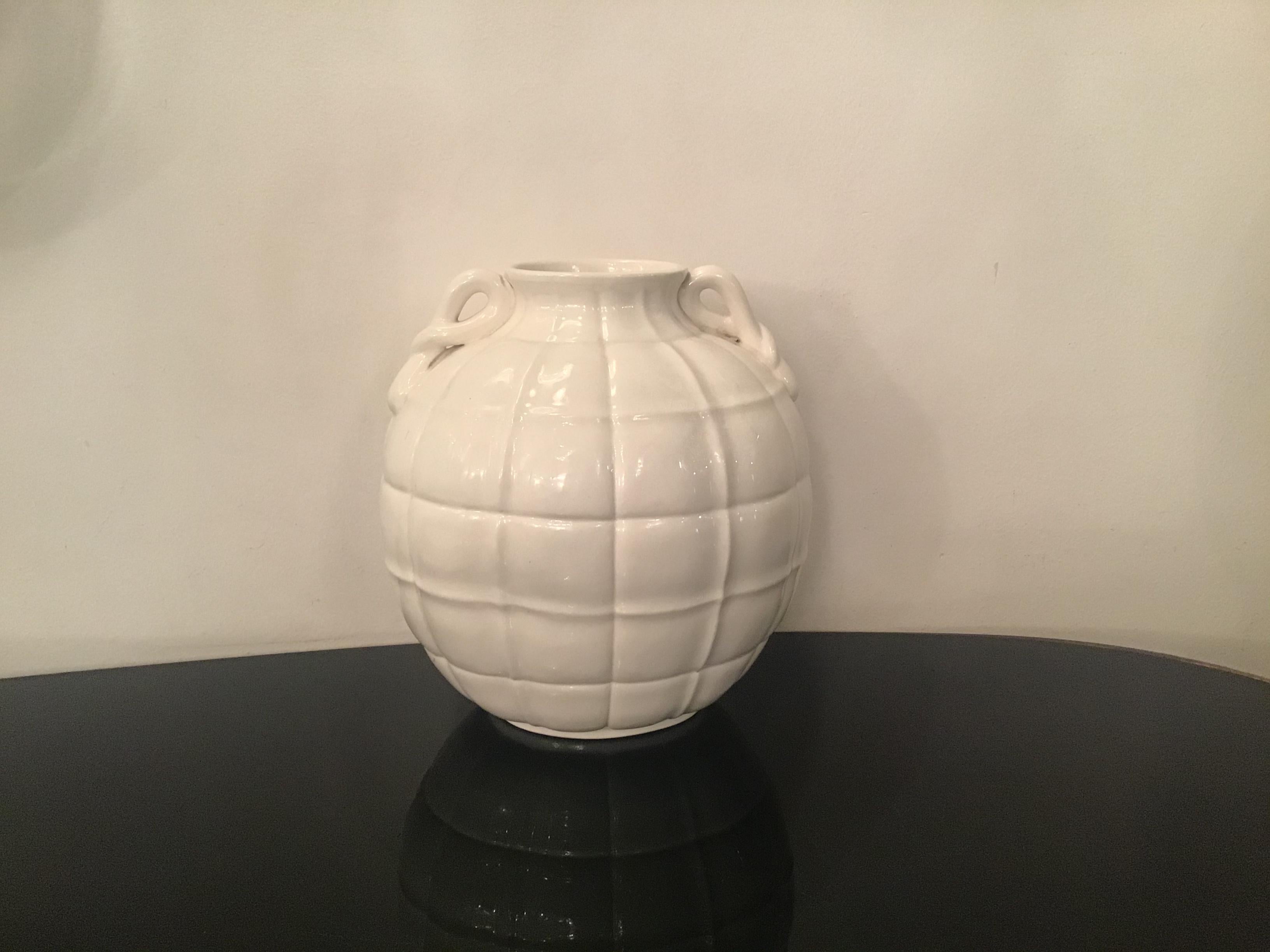 Early 20th Century Gio’ Ponti  “ Richard Ginori” Vase Ceramic 1929 Italy  For Sale