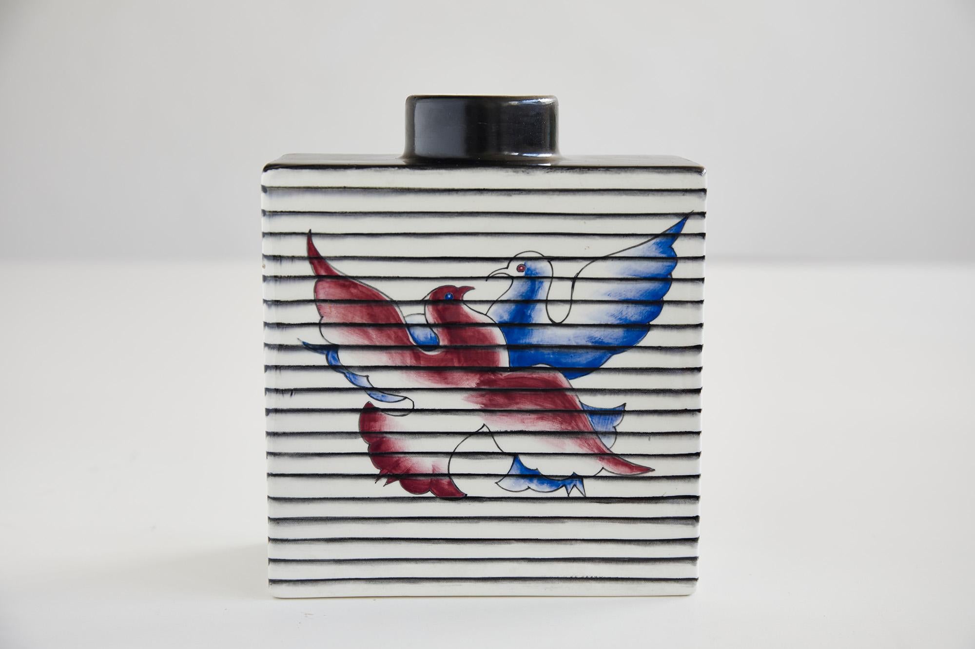Vaso di Gio Ponti, Richard Ginori, Italia, 1929-30. Porcellana smaltata. In condizioni buone in vendita a Renens, CH
