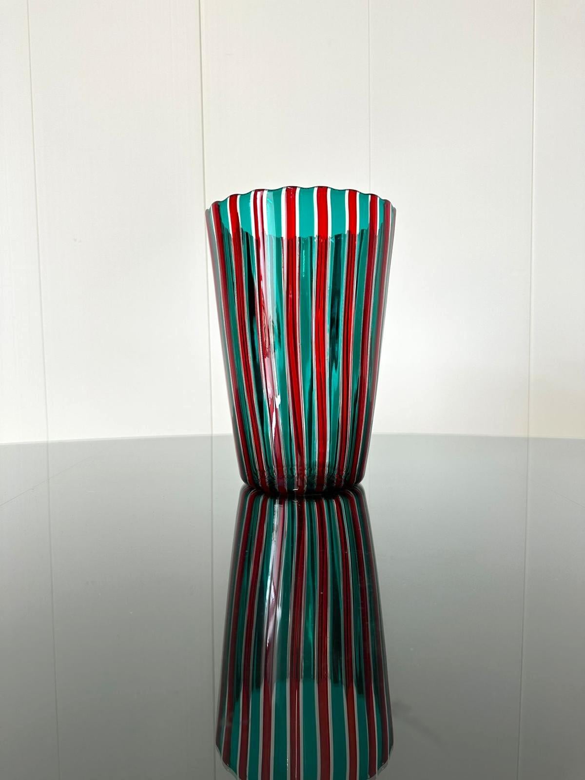 Italian Gio Ponti, Vaso verde e rosso 