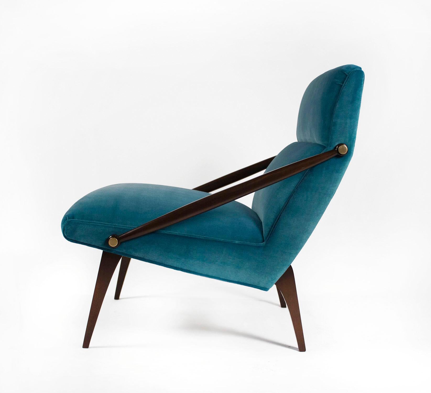 Italian Gio Ponti Velvet Lounge Chairs in Walnut & Brass for M. Singer and Sons, 1950s For Sale