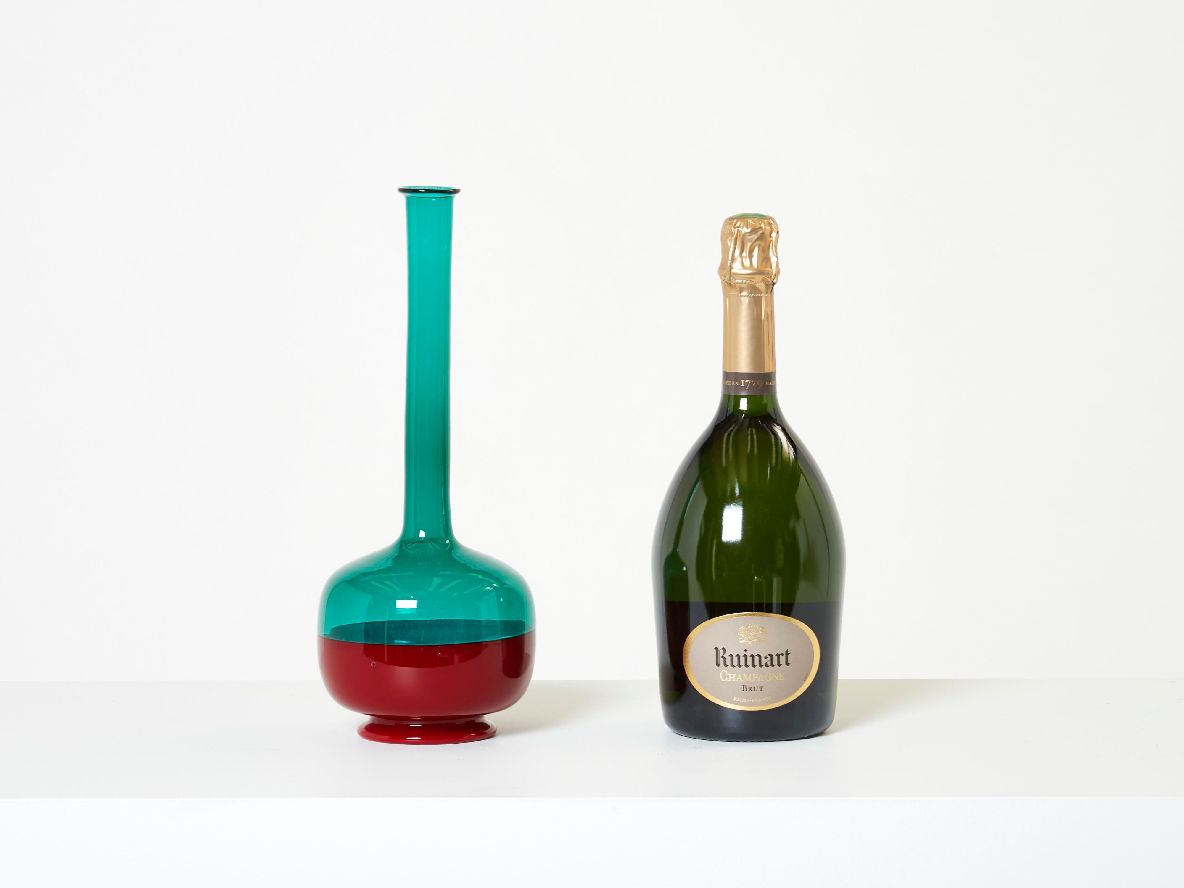 Milieu du XXe siècle Bouteille en verre de Murano de Gio Ponti Venini Série Morandiana des années 1960 en vente