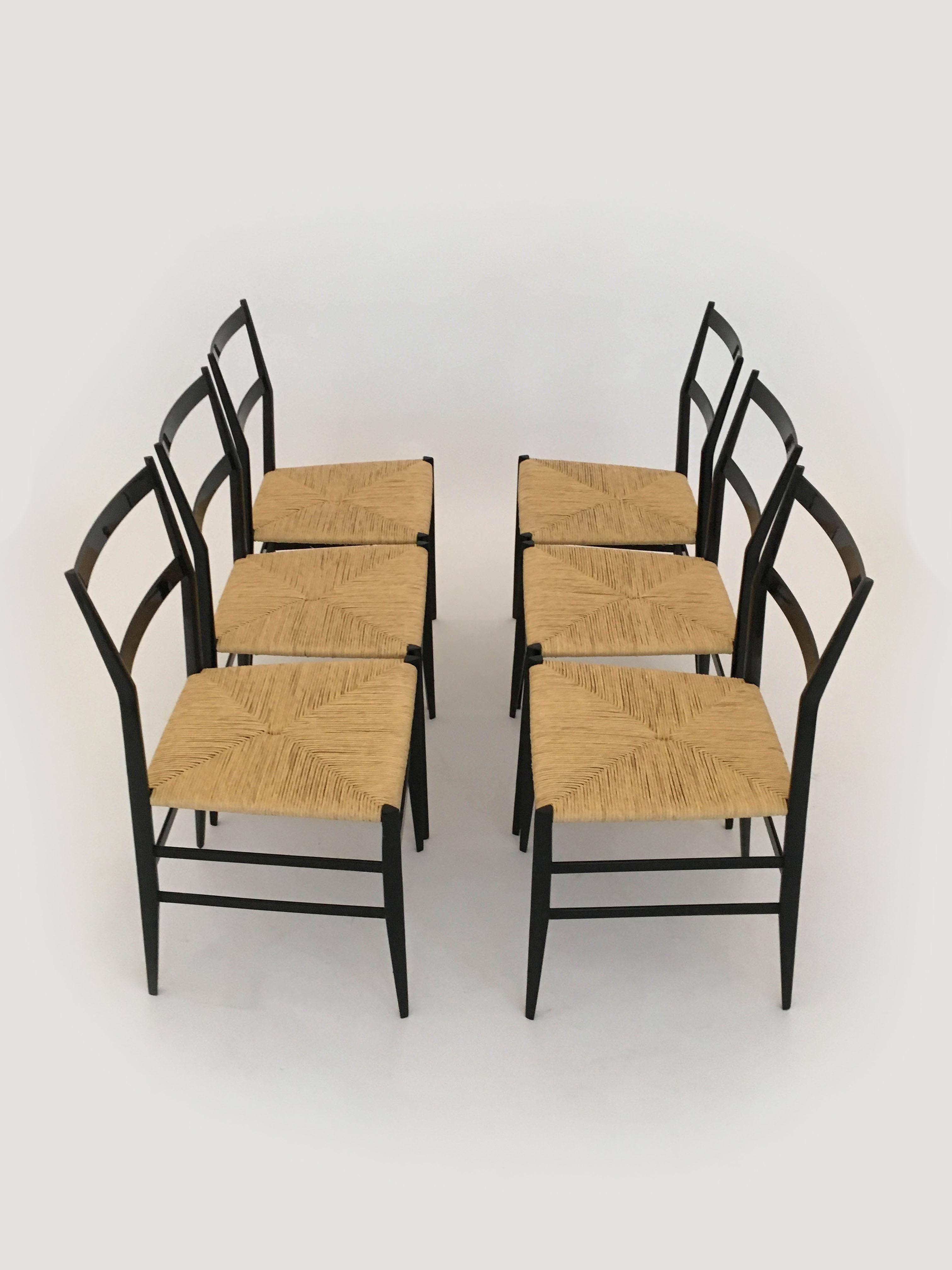 Gio Ponti Vintage Superleggera Set of Six Dining Chairs Cassina, Italy, 1958 For Sale 9