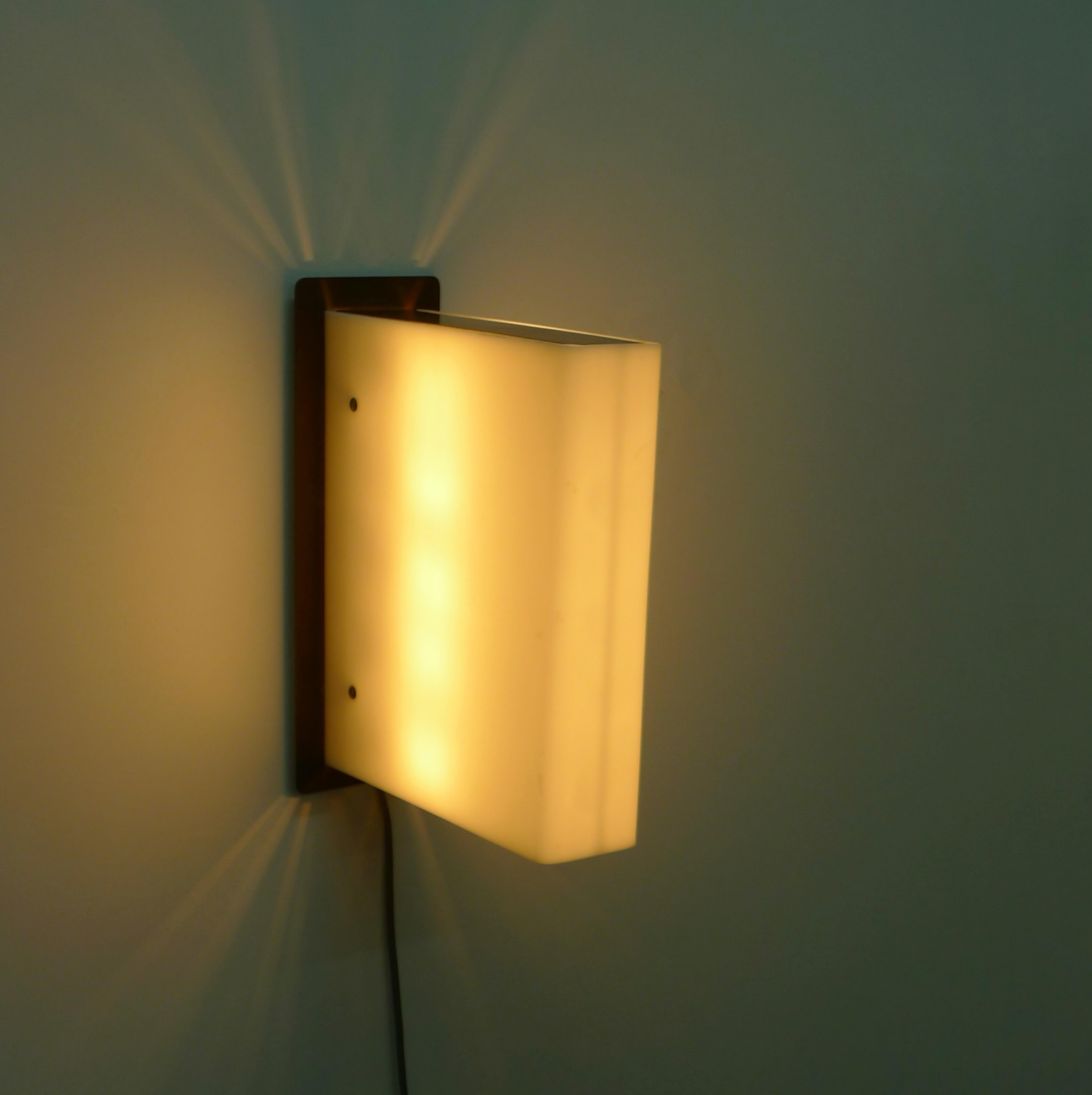 Mid-20th Century Gio Ponti, Wall Light, from the Villa Goldschmidt, Buenos Aires, circa 1957 For Sale