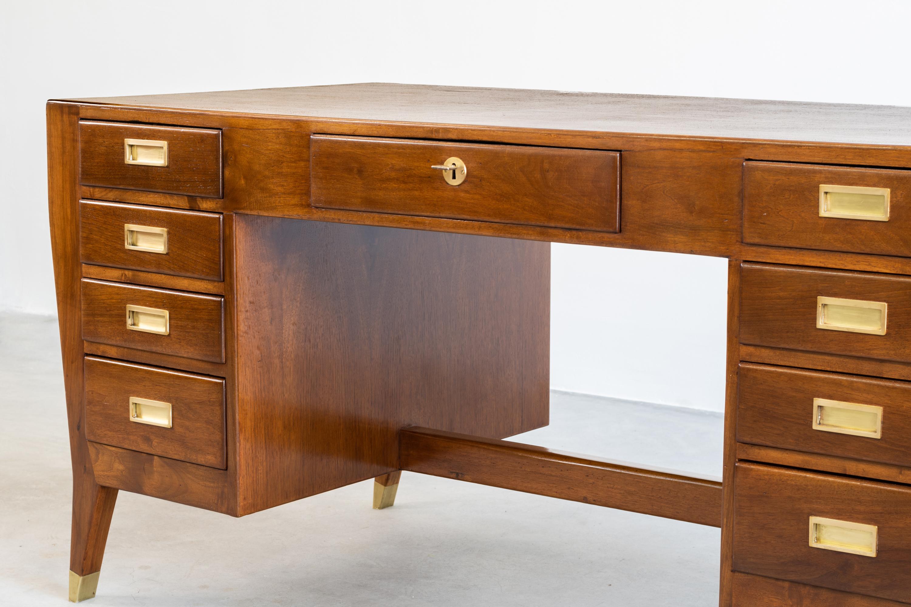Mid-20th Century Gio Ponti Walnut and Brass Desk from 1950s Italian Manufacture
