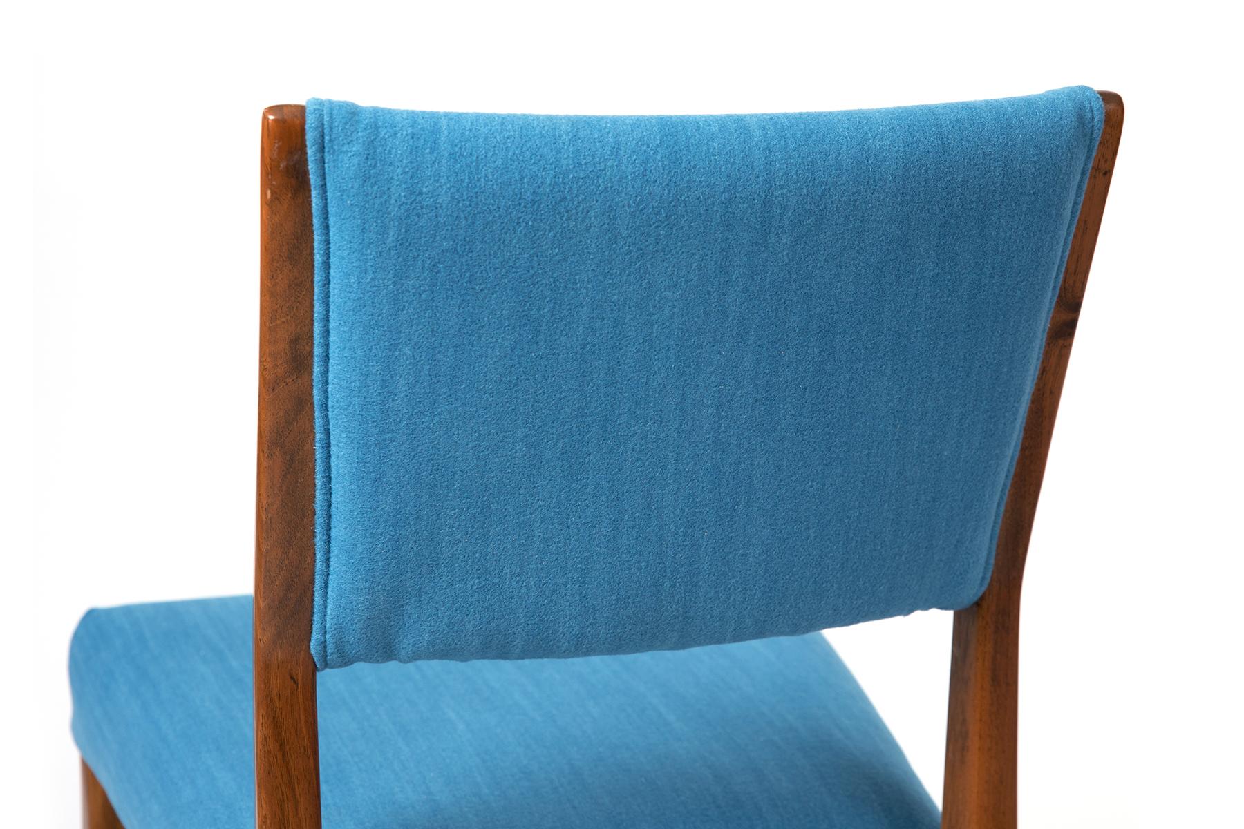 Mid-20th Century Gio Ponti Walnut Dining Chairs for Singer & Sons with Blue Upholstery, Set of 4 