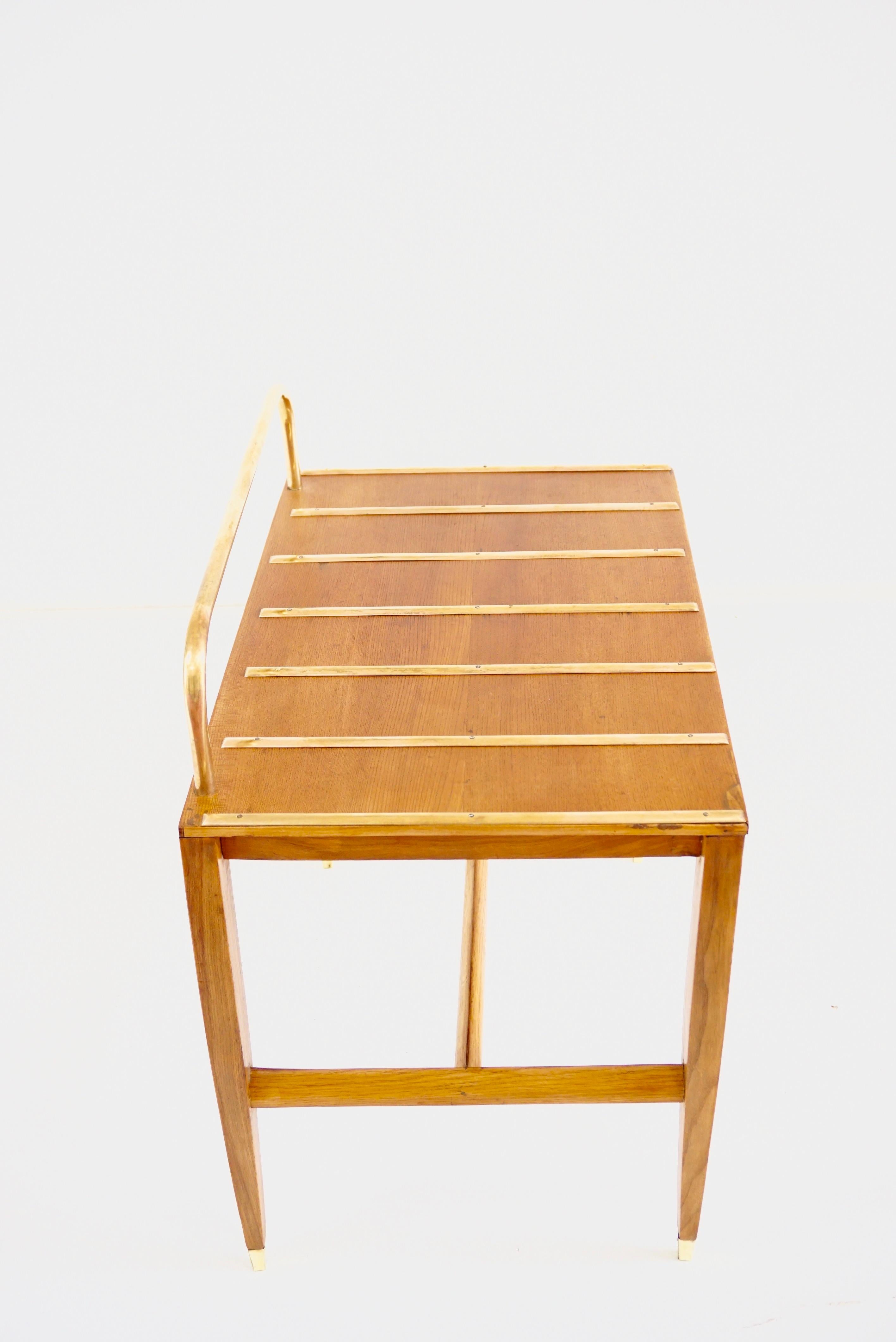 Gio Ponti Walnut Side Table, Luggage Rack for Hotel Royal Naples, 1955 For Sale 3