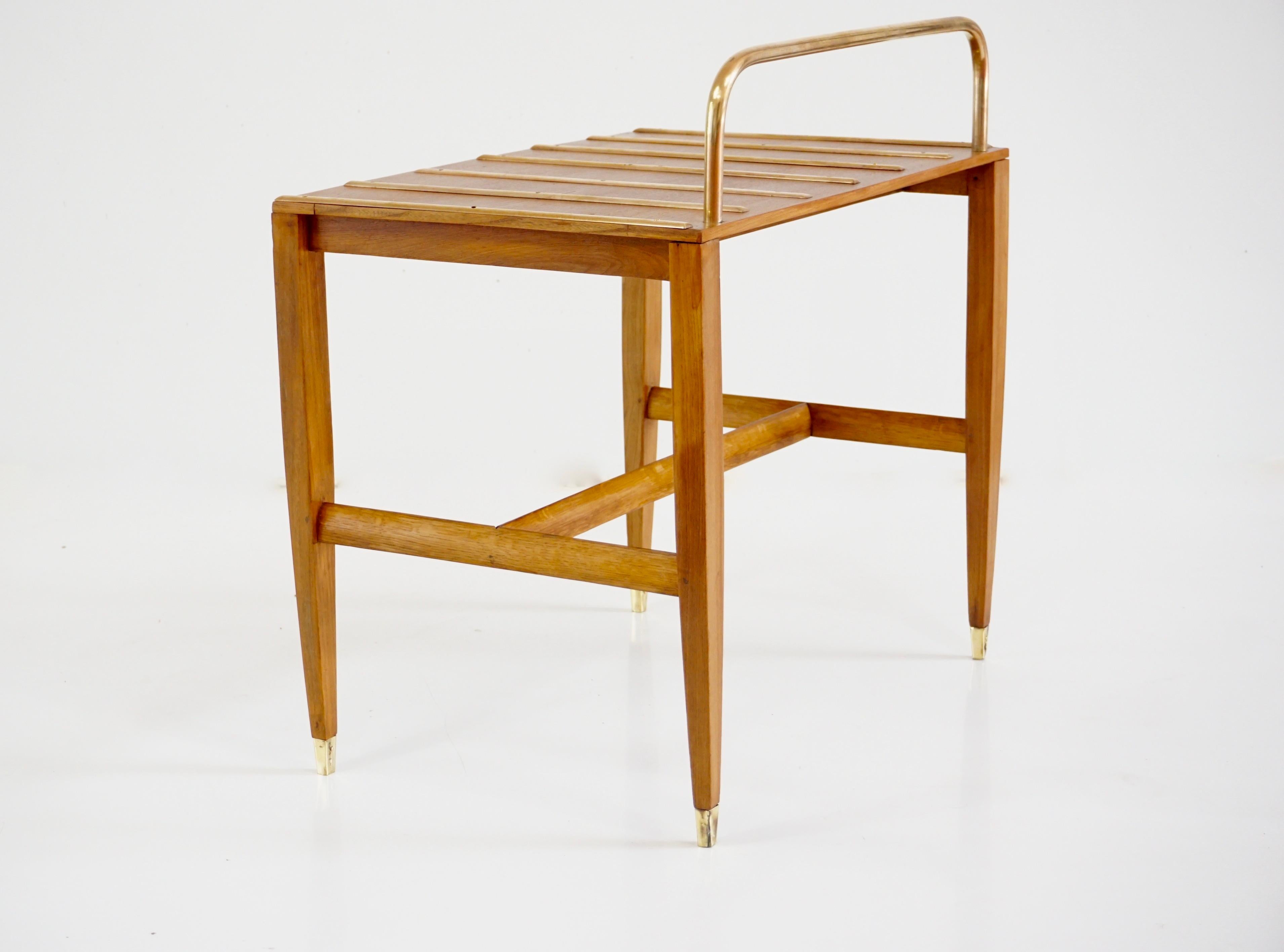 Gio Ponti Walnut Side Table, Luggage Rack for Hotel Royal Naples, 1955 For Sale 4