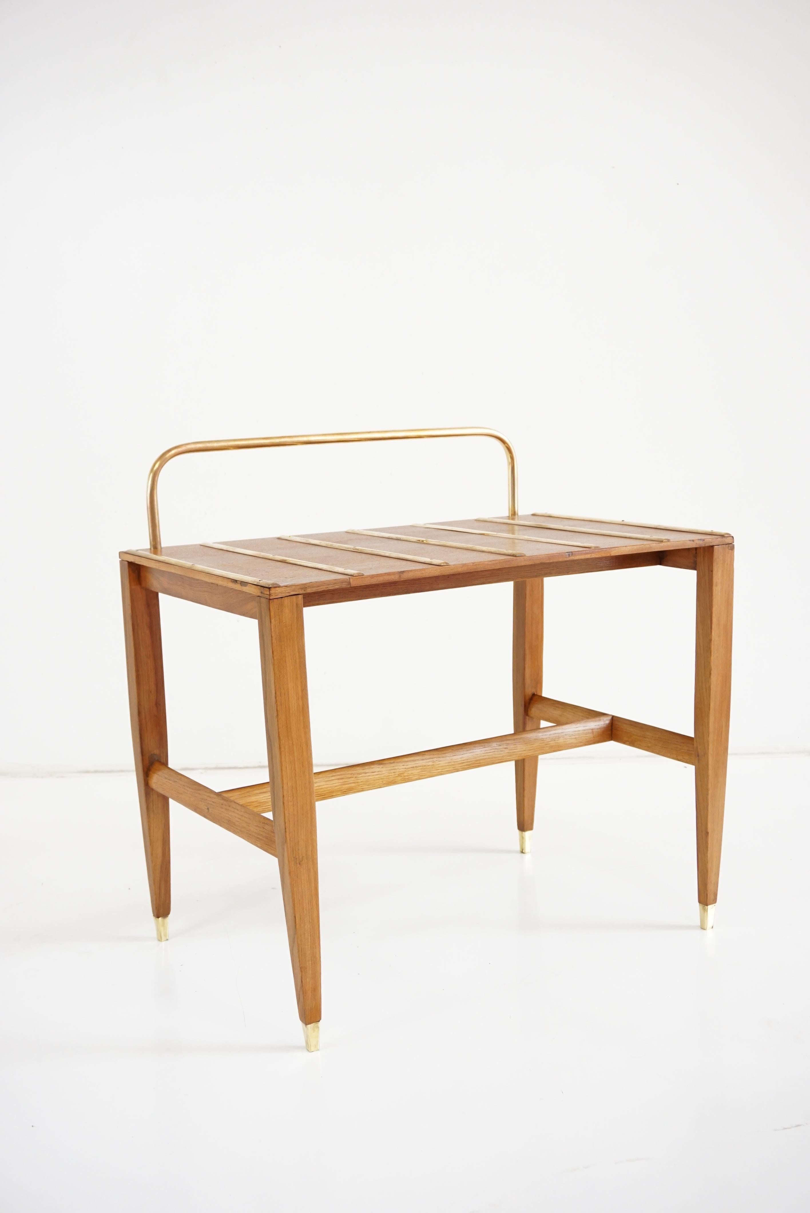 Gio Ponti Walnut Side Table, Luggage Rack for Hotel Royal Naples, 1955 In Good Condition For Sale In Rome, IT