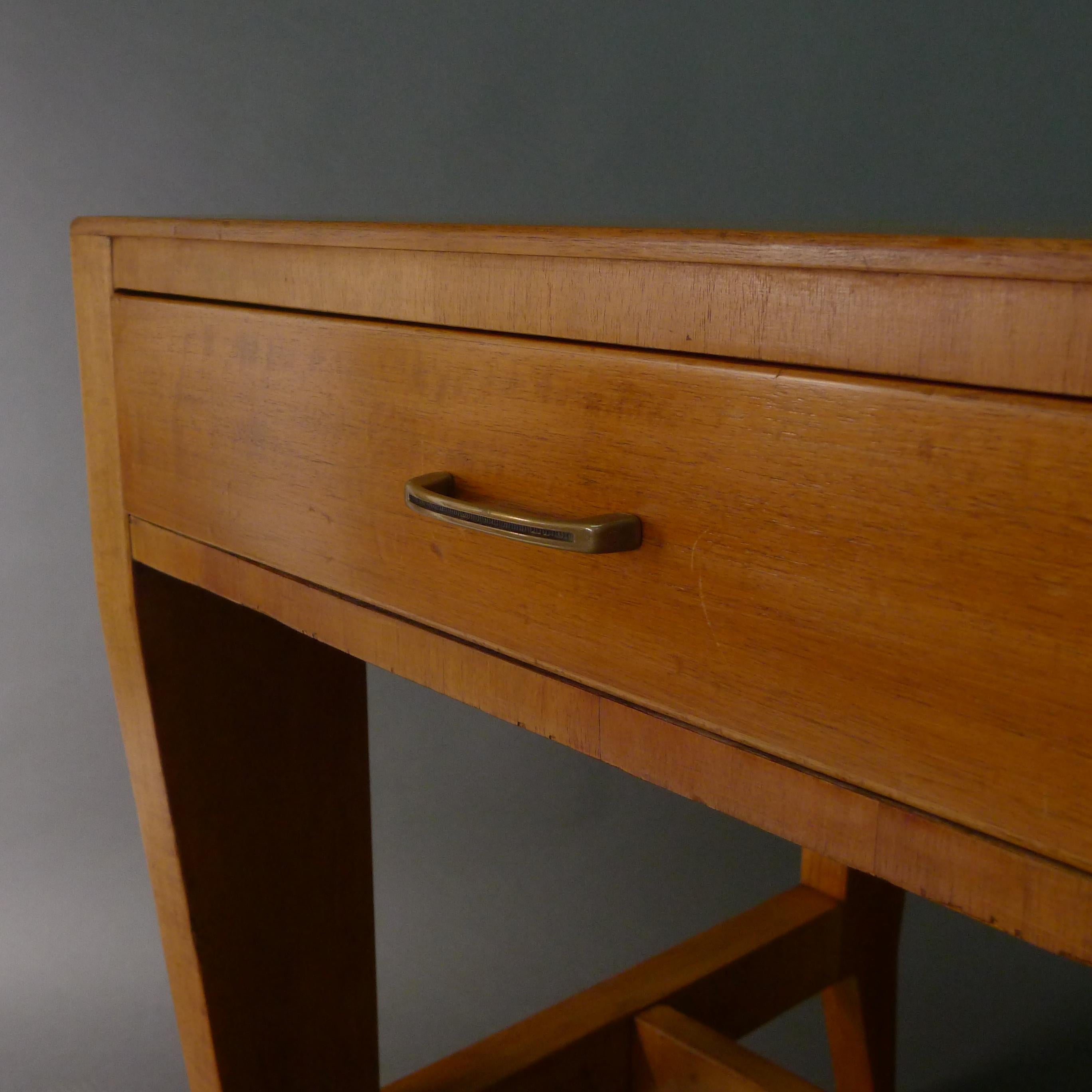 Gio Ponti, Walnut Writing Table, from the Banca Nazionale del Lavoro, 1950s For Sale 1