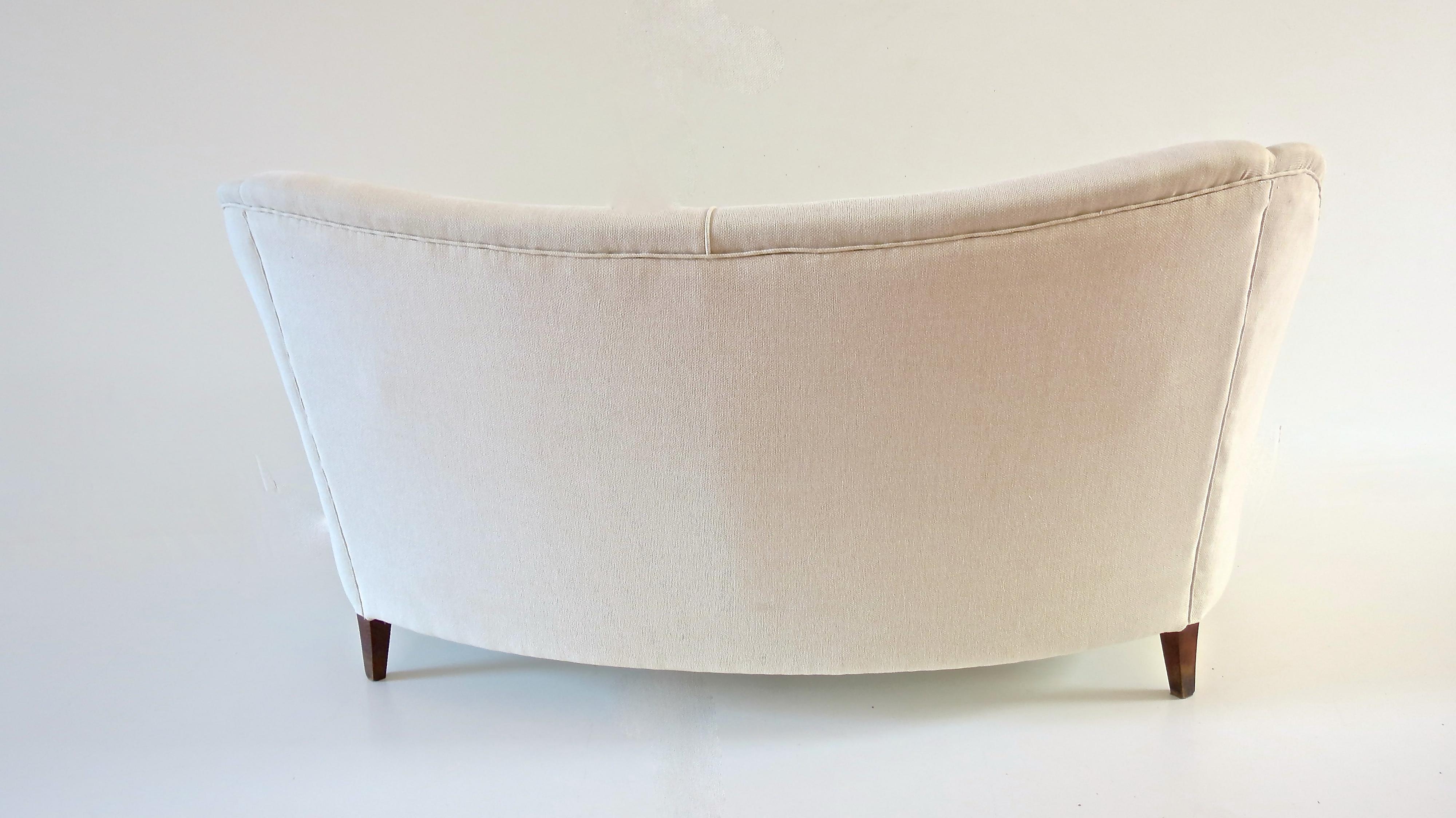 Gio Ponti White Sofa from Casa & Giardino, circa 1938 For Sale 1