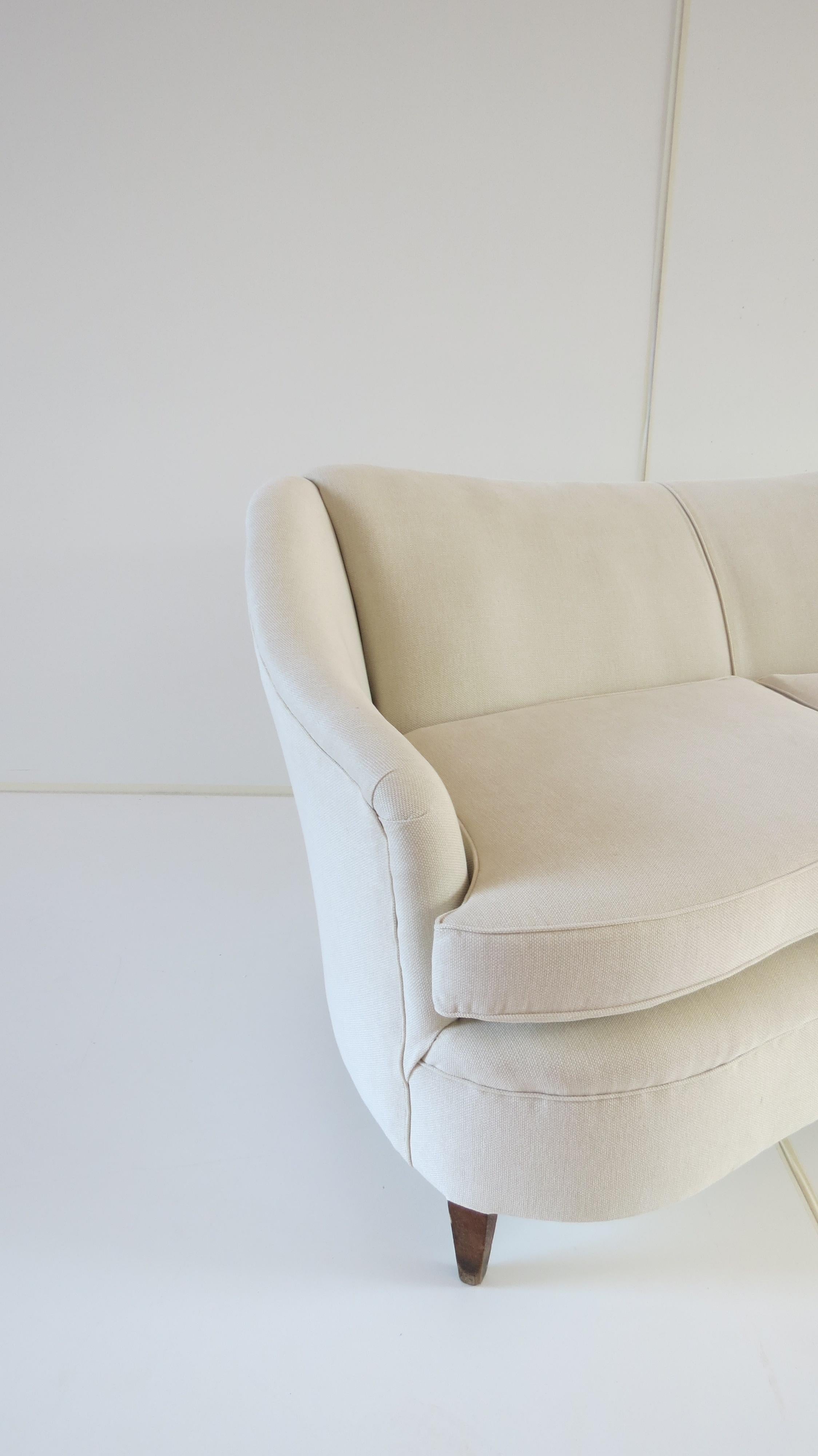 Modern Gio Ponti White Sofa from Casa & Giardino, circa 1938 For Sale