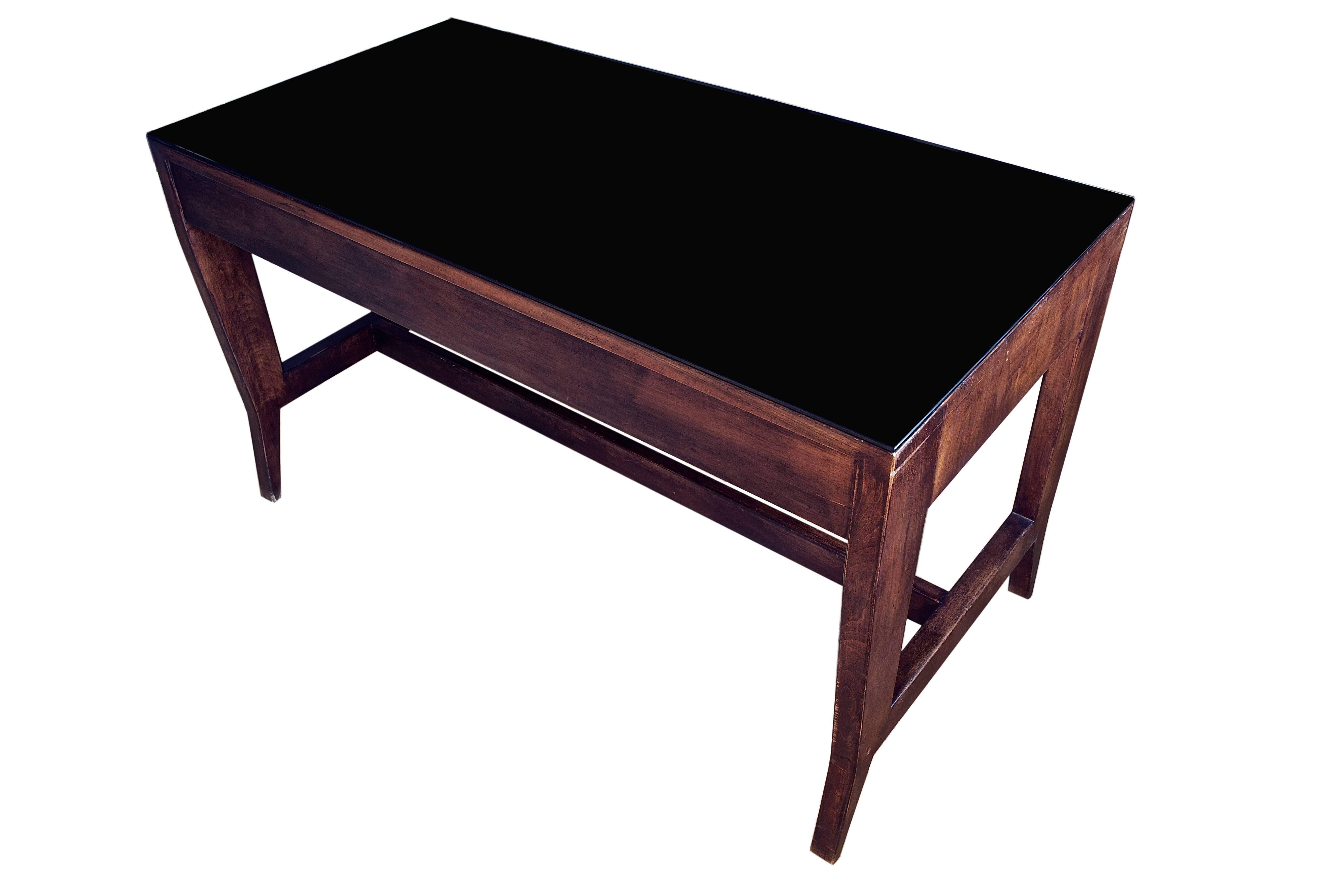 Gio Ponti
Wooden desk in opaline black glass
Produced by Isa for the Italian National Bank of Labor, circa 1950.
 